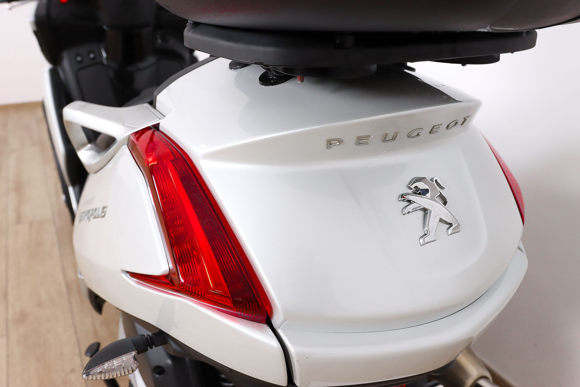 PEUGEOT Metropolis 400PEUGEOT9 PEUGEOT Metropolis 400PEUGEOT9