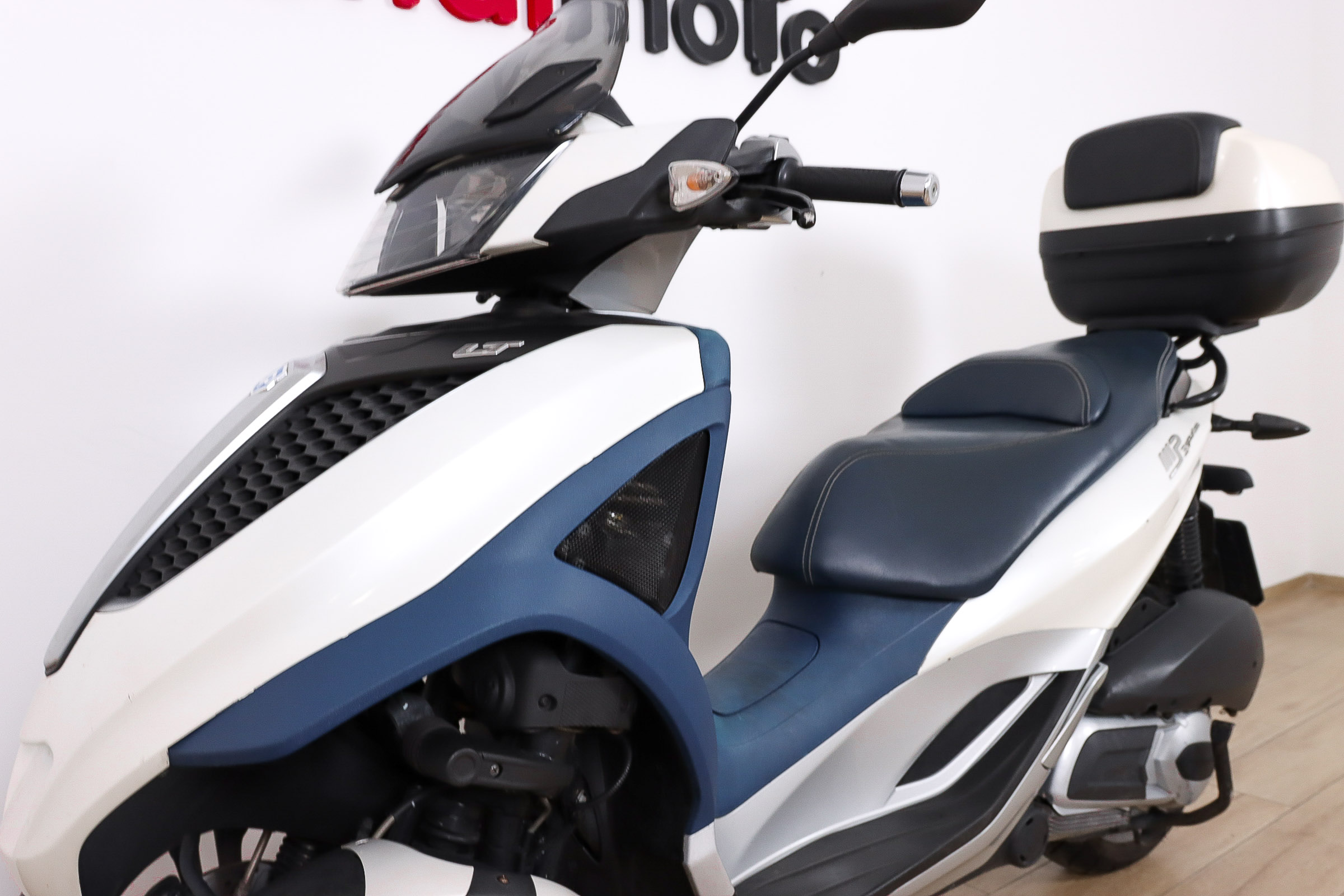 PIAGGIO MP3 300 Yourban LT SportPIAGGIO13 PIAGGIO MP3 300 Yourban LT SportPIAGGIO13
