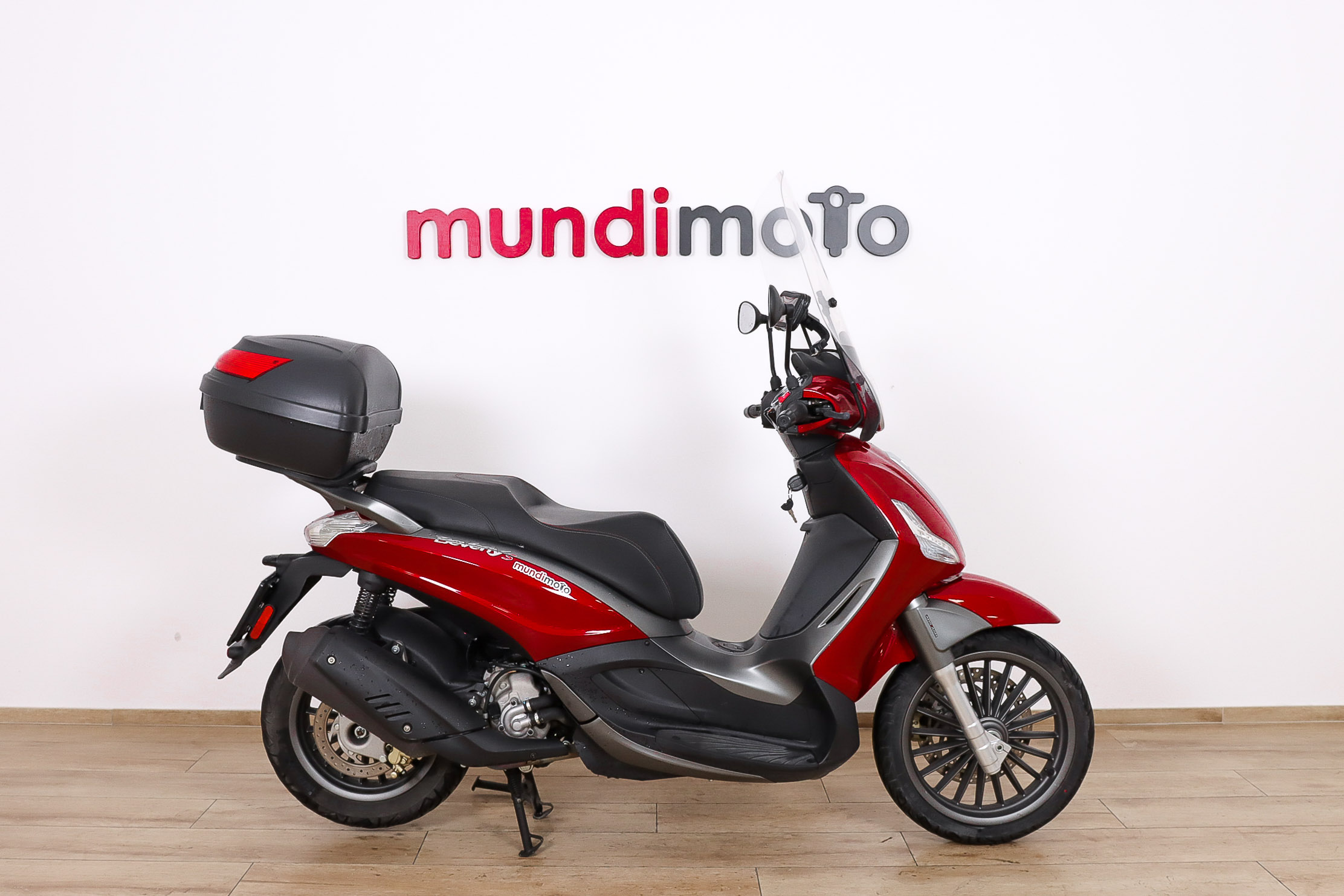 PIAGGIO Beverly 300IEPIAGGIO0 PIAGGIO Beverly 300IEPIAGGIO0