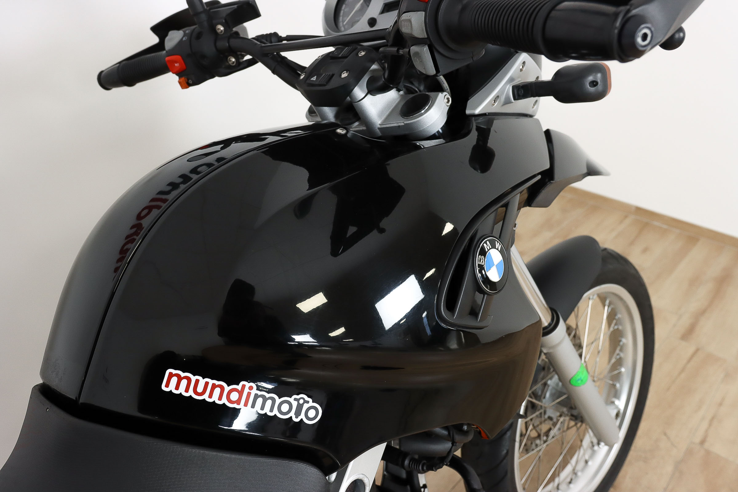 BMW G 650 GSBMW4 BMW G 650 GSBMW4