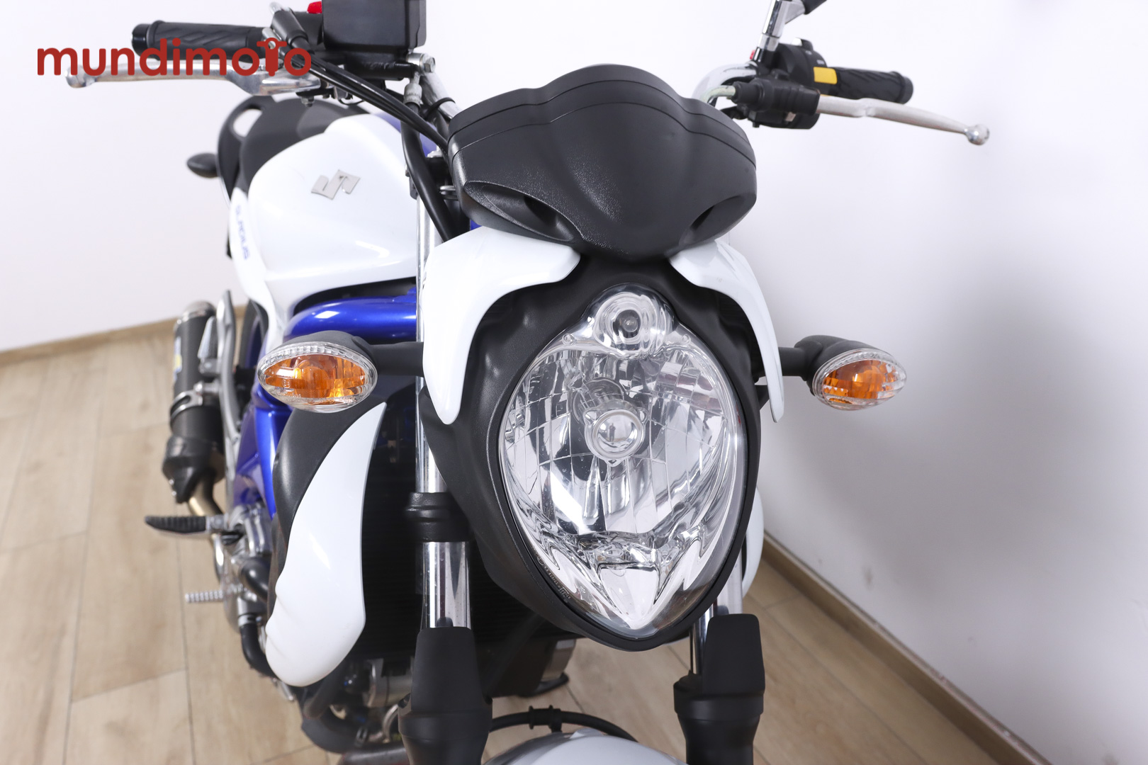 SUZUKI Gladius 650 ABSSUZUKI3 SUZUKI Gladius 650 ABSSUZUKI3