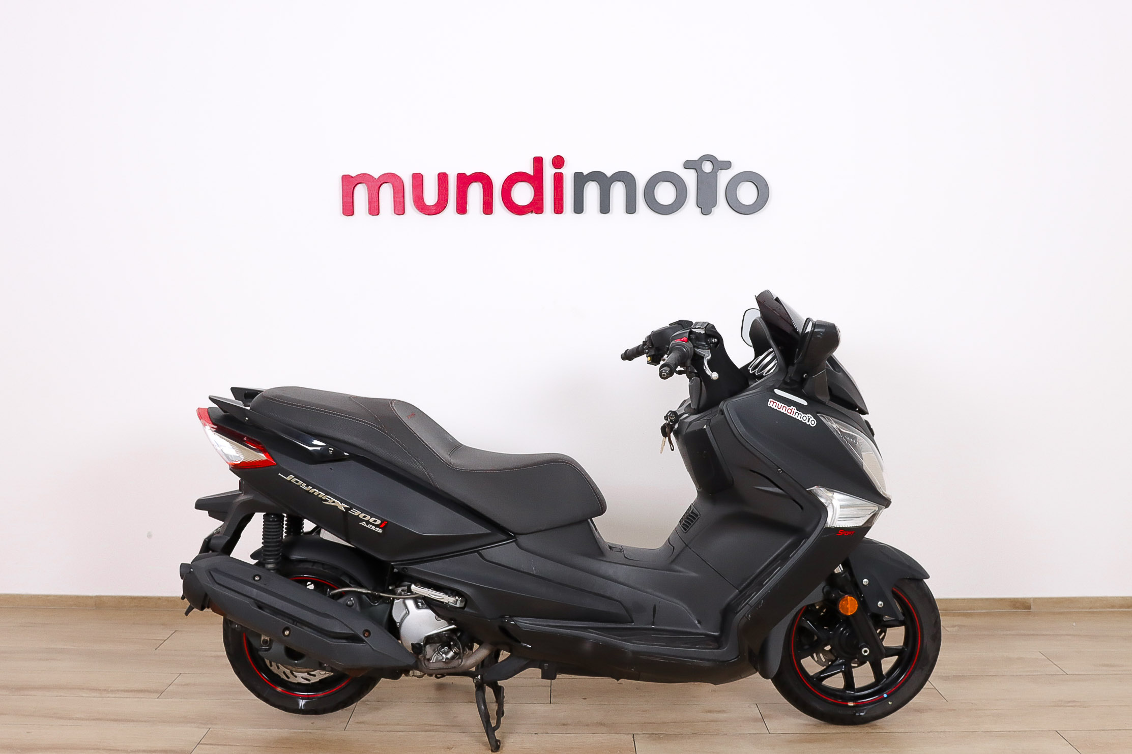 SYM JOYMAX 300i ABS S&S SportSYM0 SYM JOYMAX 300i ABS S&S SportSYM0