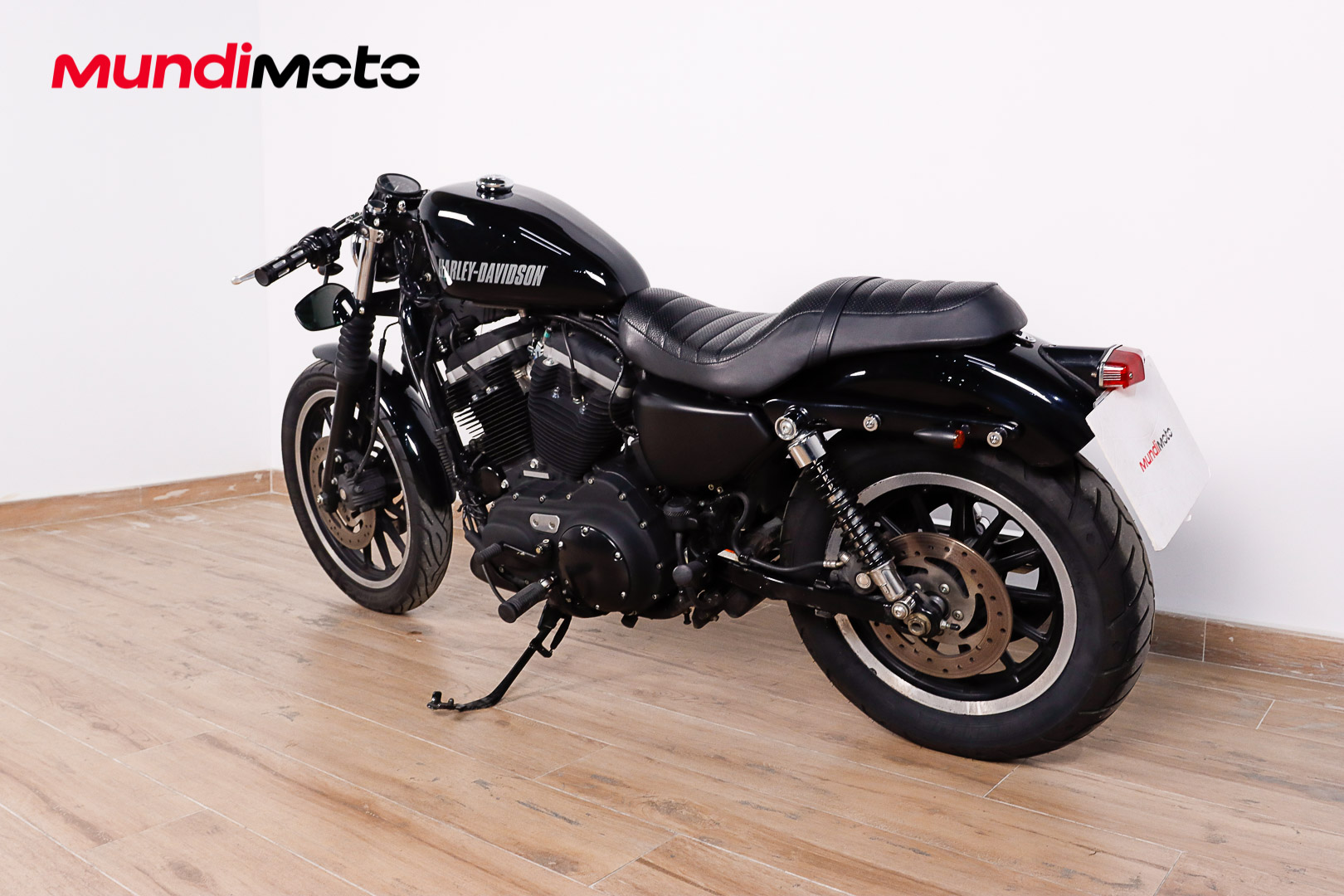 HARLEY DAVIDSON Sportster 883 RHARLEY DAVIDSON6 HARLEY DAVIDSON Sportster 883 RHARLEY DAVIDSON6