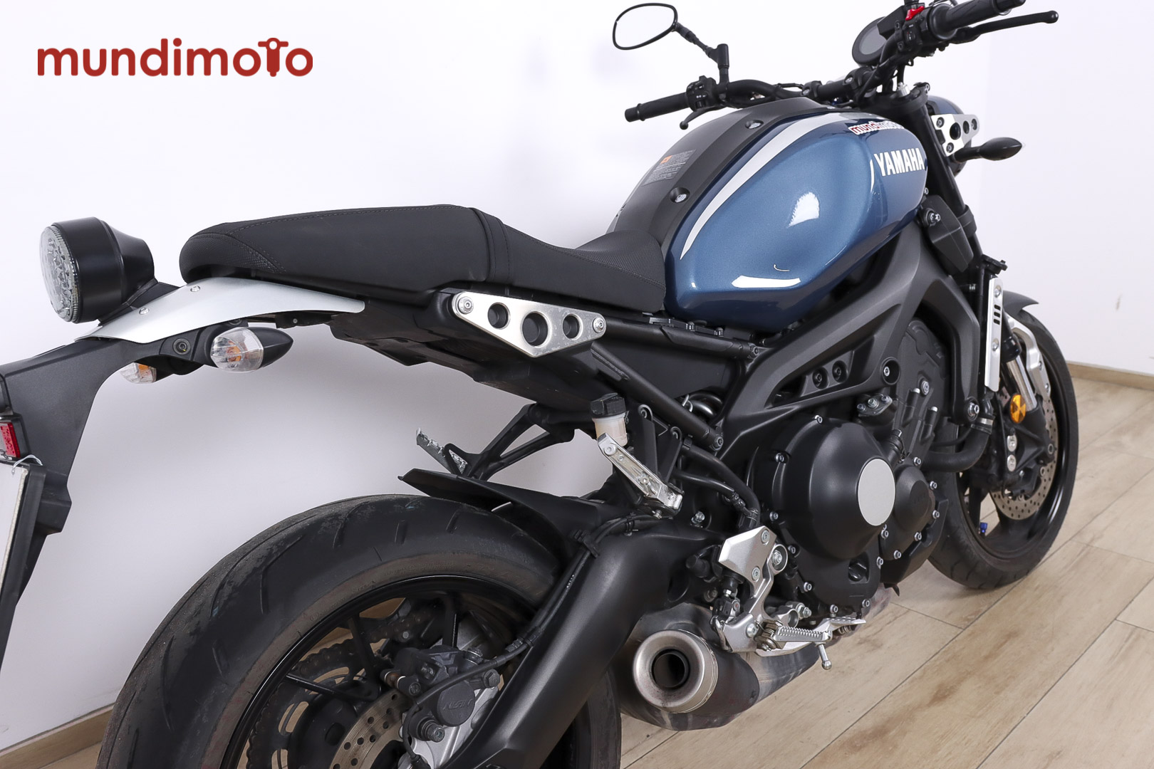 YAMAHA XSR900 ABSYAMAHA4 YAMAHA XSR900 ABSYAMAHA4