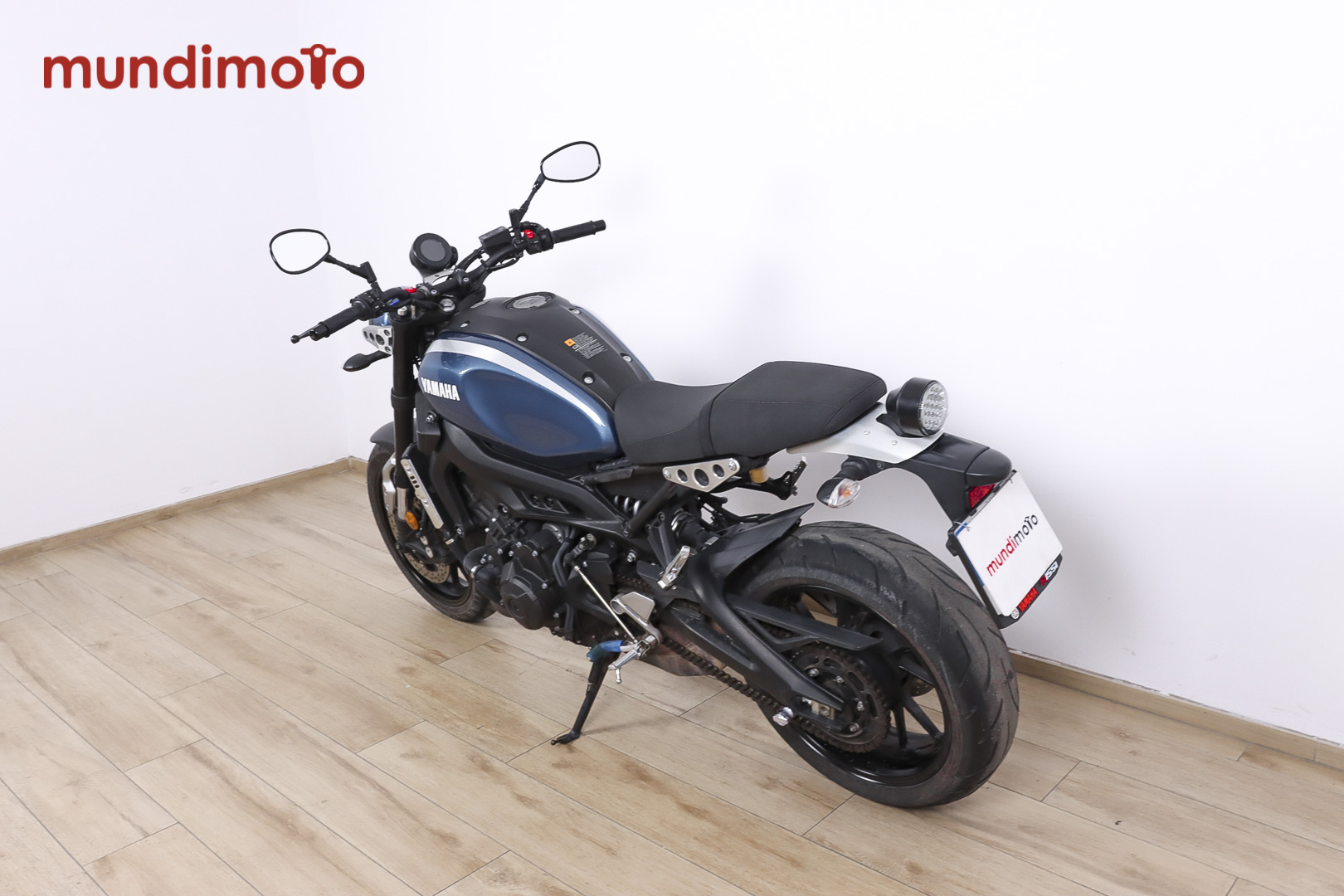 YAMAHA XSR900 ABSYAMAHA6 YAMAHA XSR900 ABSYAMAHA6