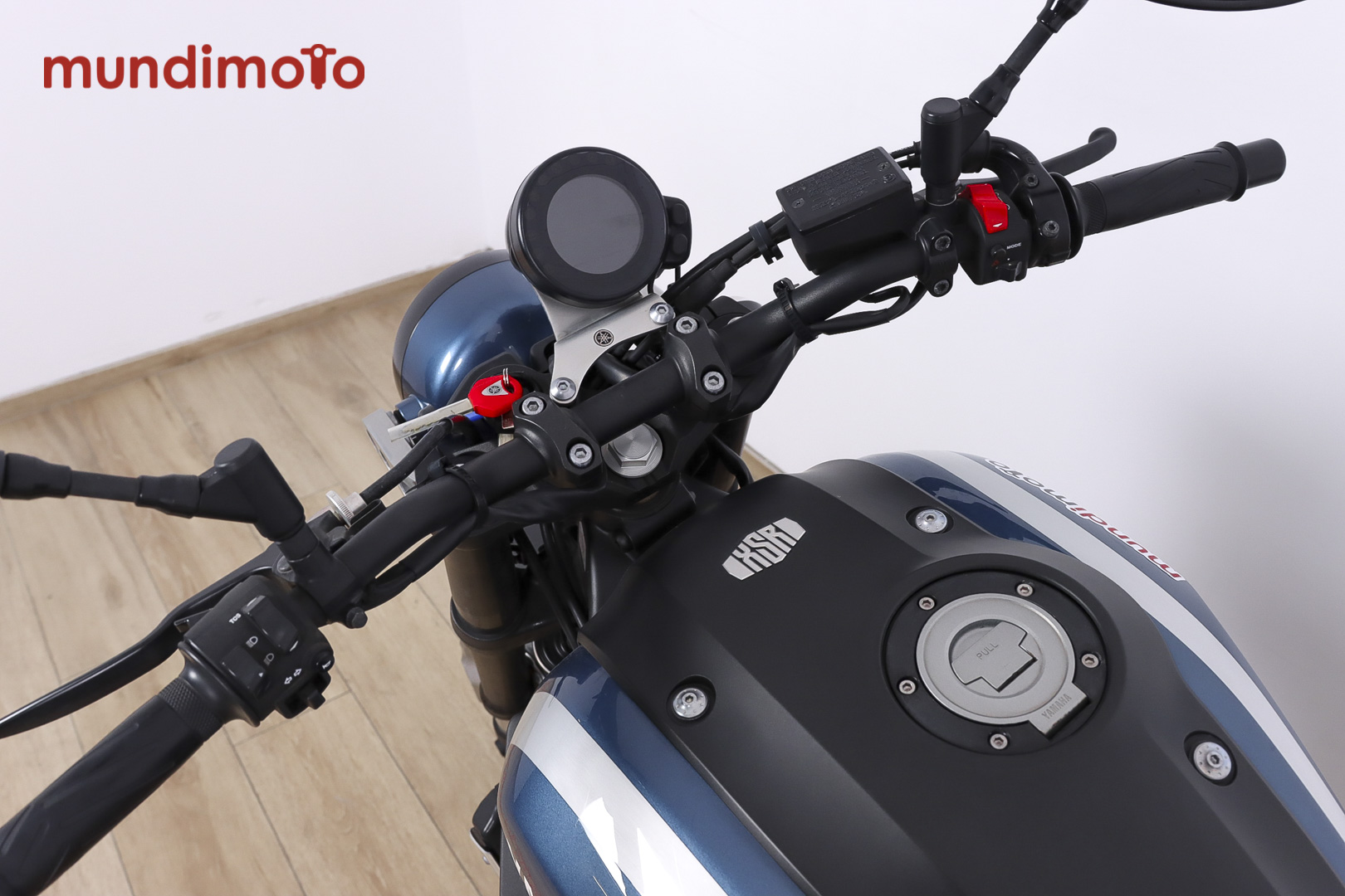 YAMAHA XSR900 ABSYAMAHA9 YAMAHA XSR900 ABSYAMAHA9