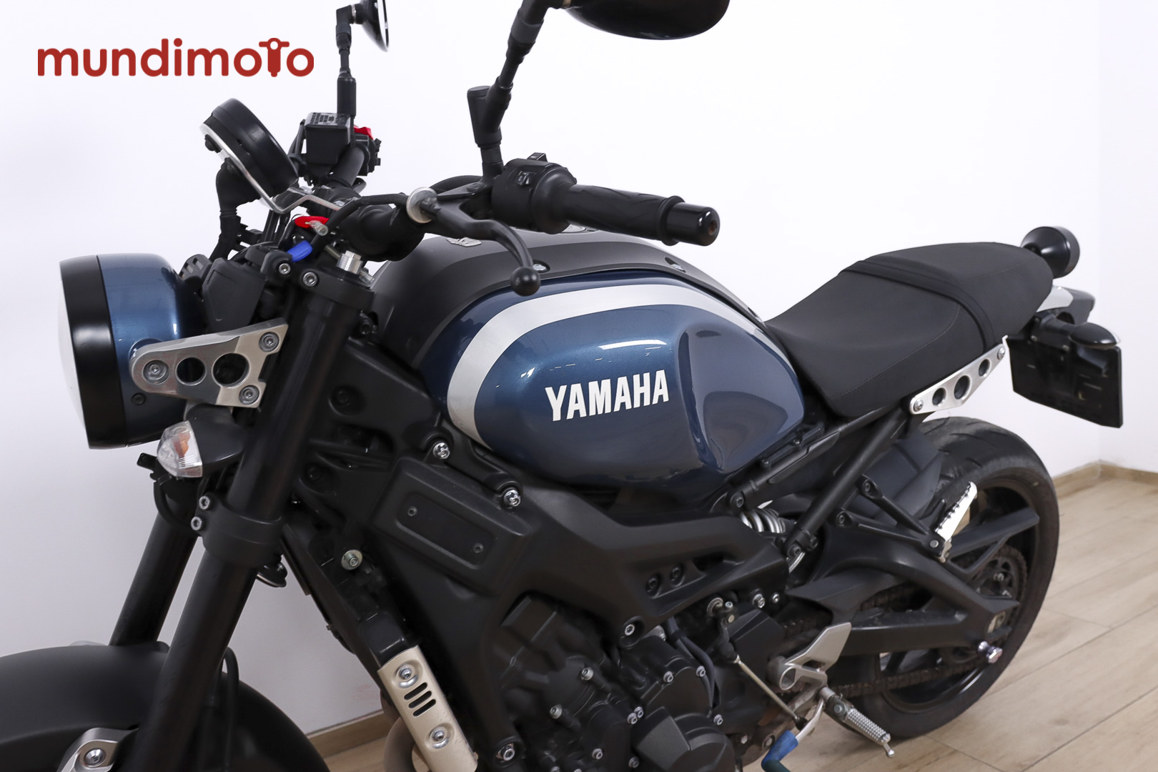 YAMAHA XSR900 ABSYAMAHA10 YAMAHA XSR900 ABSYAMAHA10