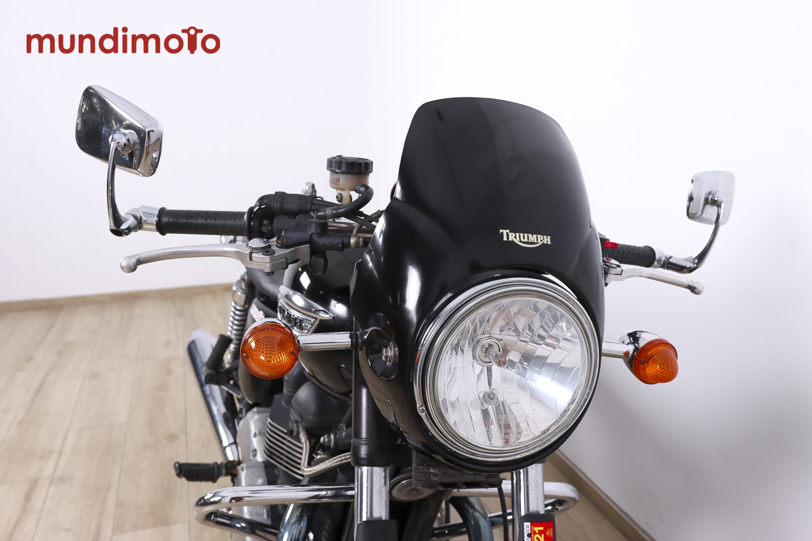 TRIUMPH BONNEVILLE SE promoTRIUMPH3 TRIUMPH BONNEVILLE SE promoTRIUMPH3