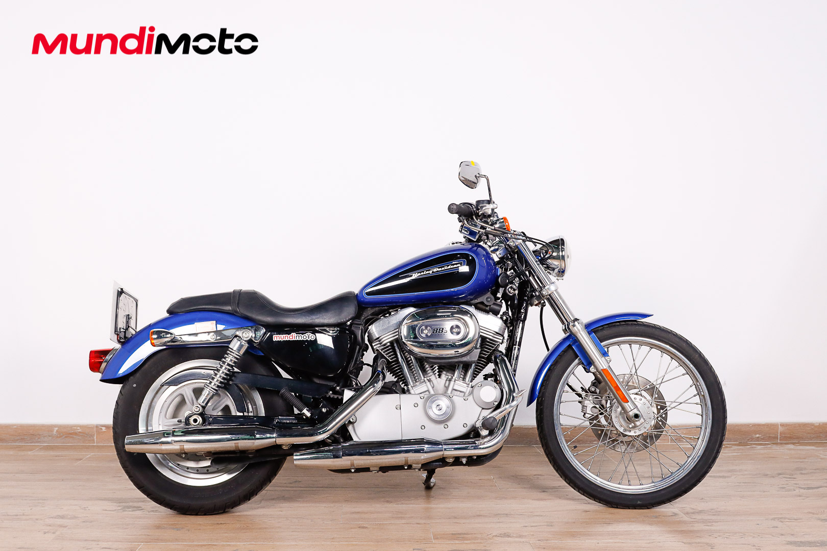 HARLEY DAVIDSON Sportster 883 IronHARLEY DAVIDSON0 HARLEY DAVIDSON Sportster 883 IronHARLEY DAVIDSON0
