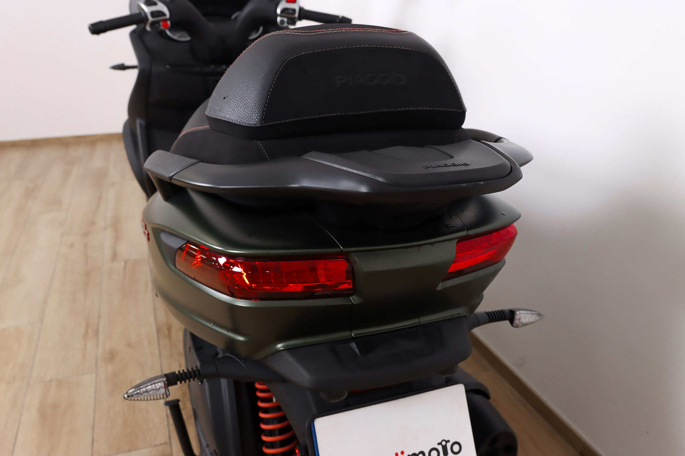 PIAGGIO MP3 350 ABS/ASRPIAGGIO9 PIAGGIO MP3 350 ABS/ASRPIAGGIO9