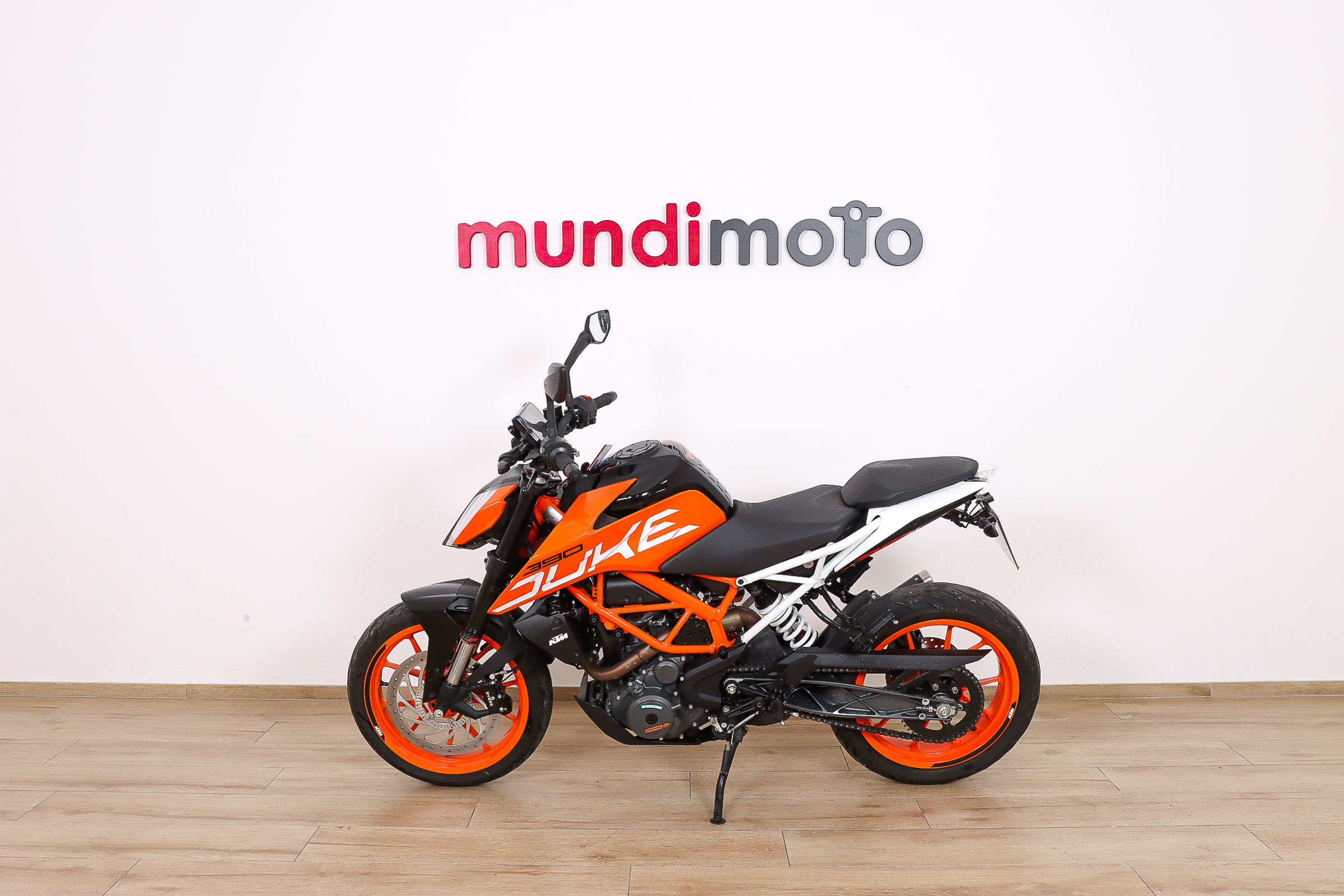 KTM 390 DukeKTM5 KTM 390 DukeKTM5
