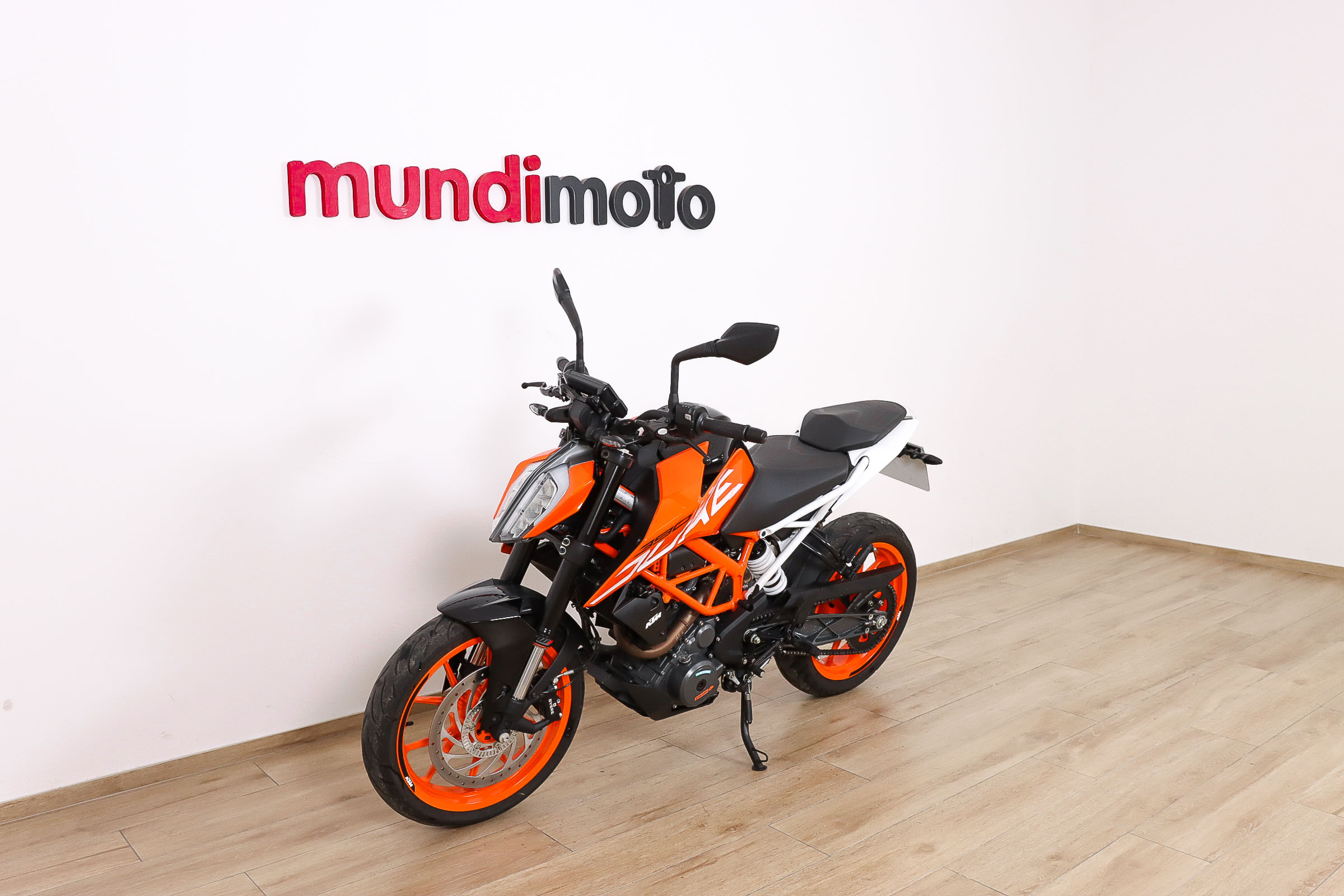 KTM 390 DukeKTM7 KTM 390 DukeKTM7