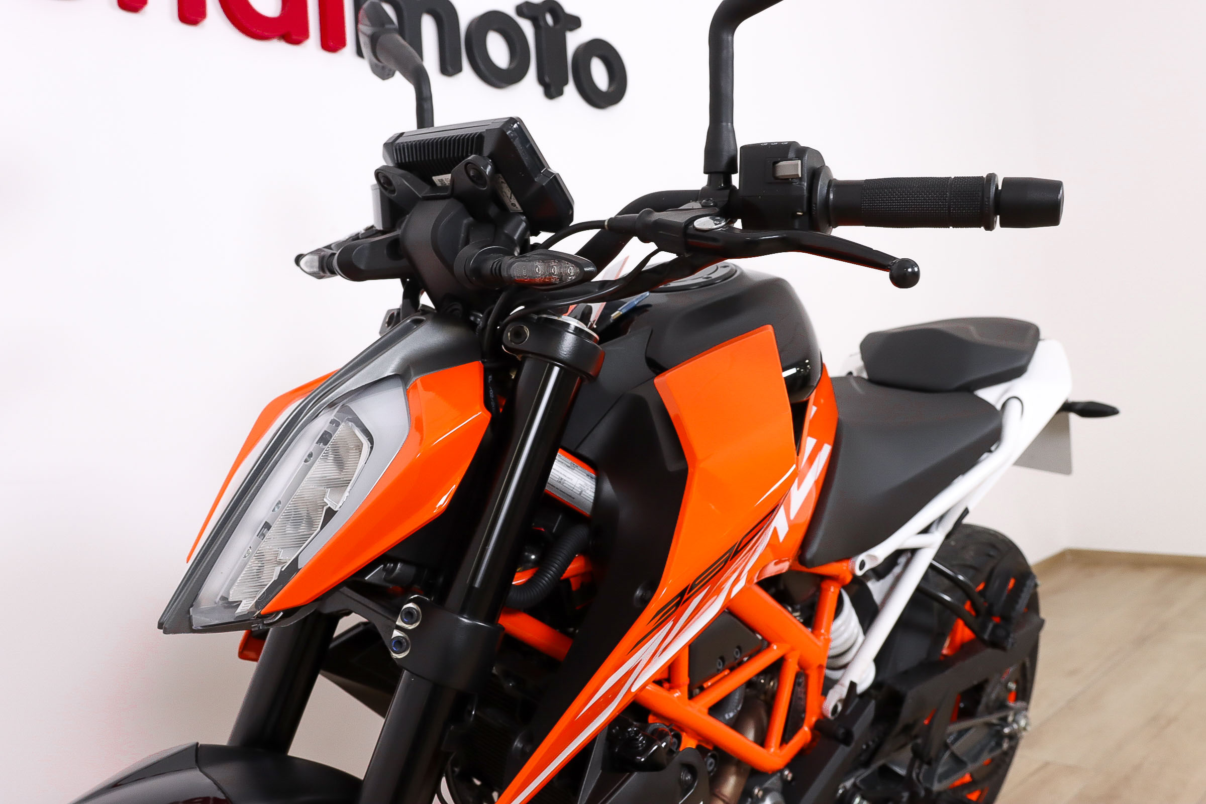 KTM 390 DukeKTM10 KTM 390 DukeKTM10