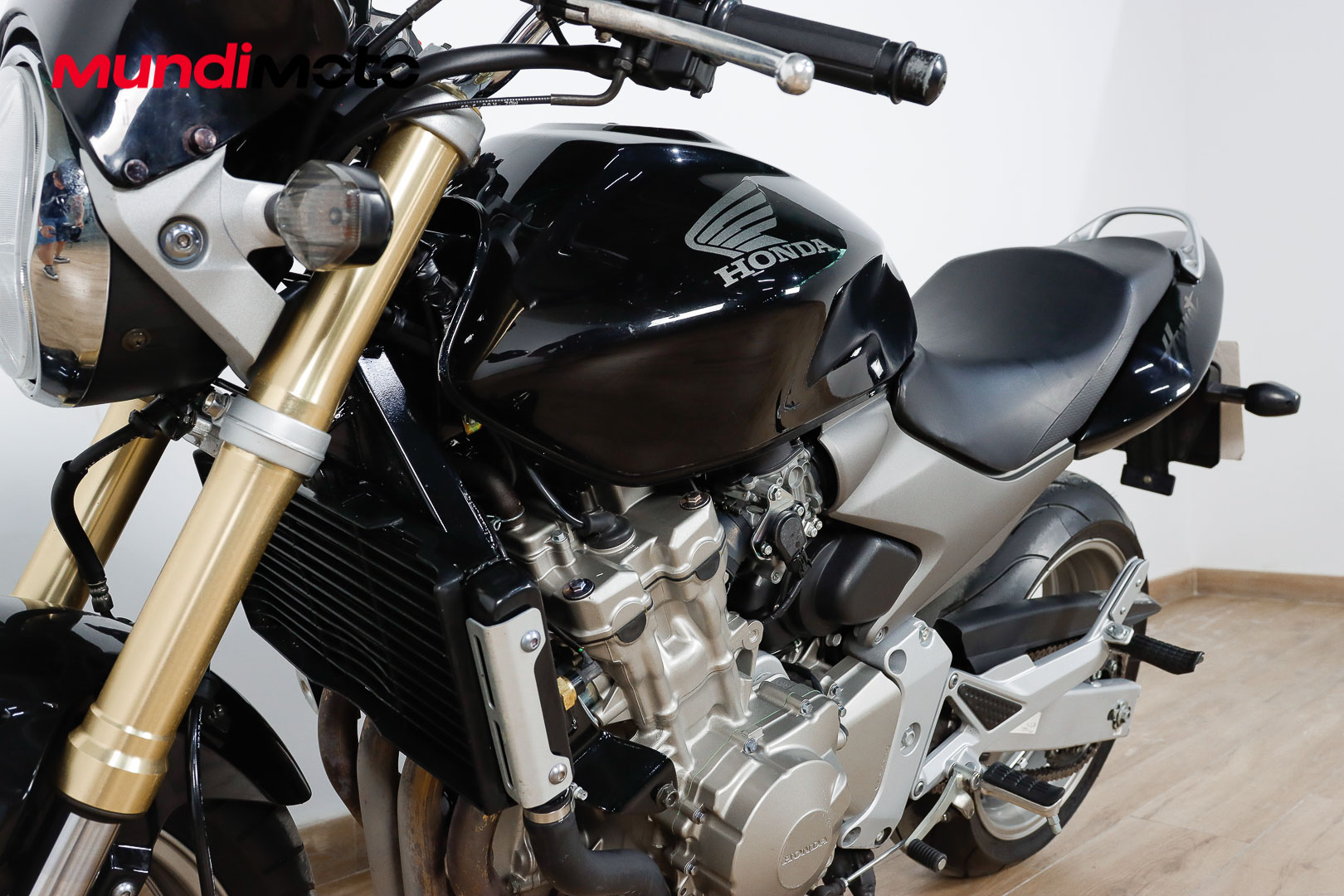 HONDA CB 600F HORNETHONDA8 HONDA CB 600F HORNETHONDA8