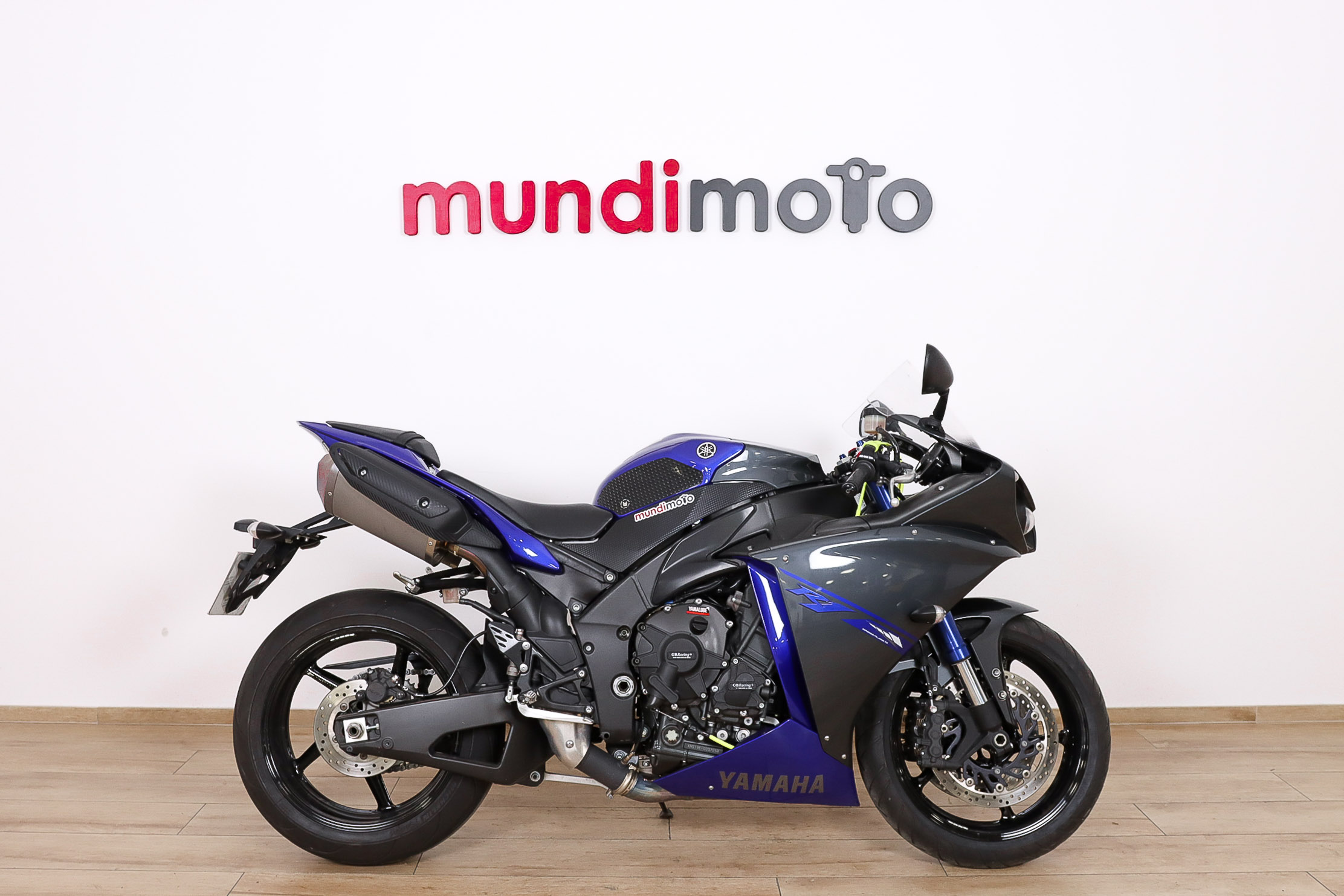 YAMAHA YZF R1YAMAHA0 YAMAHA YZF R1YAMAHA0