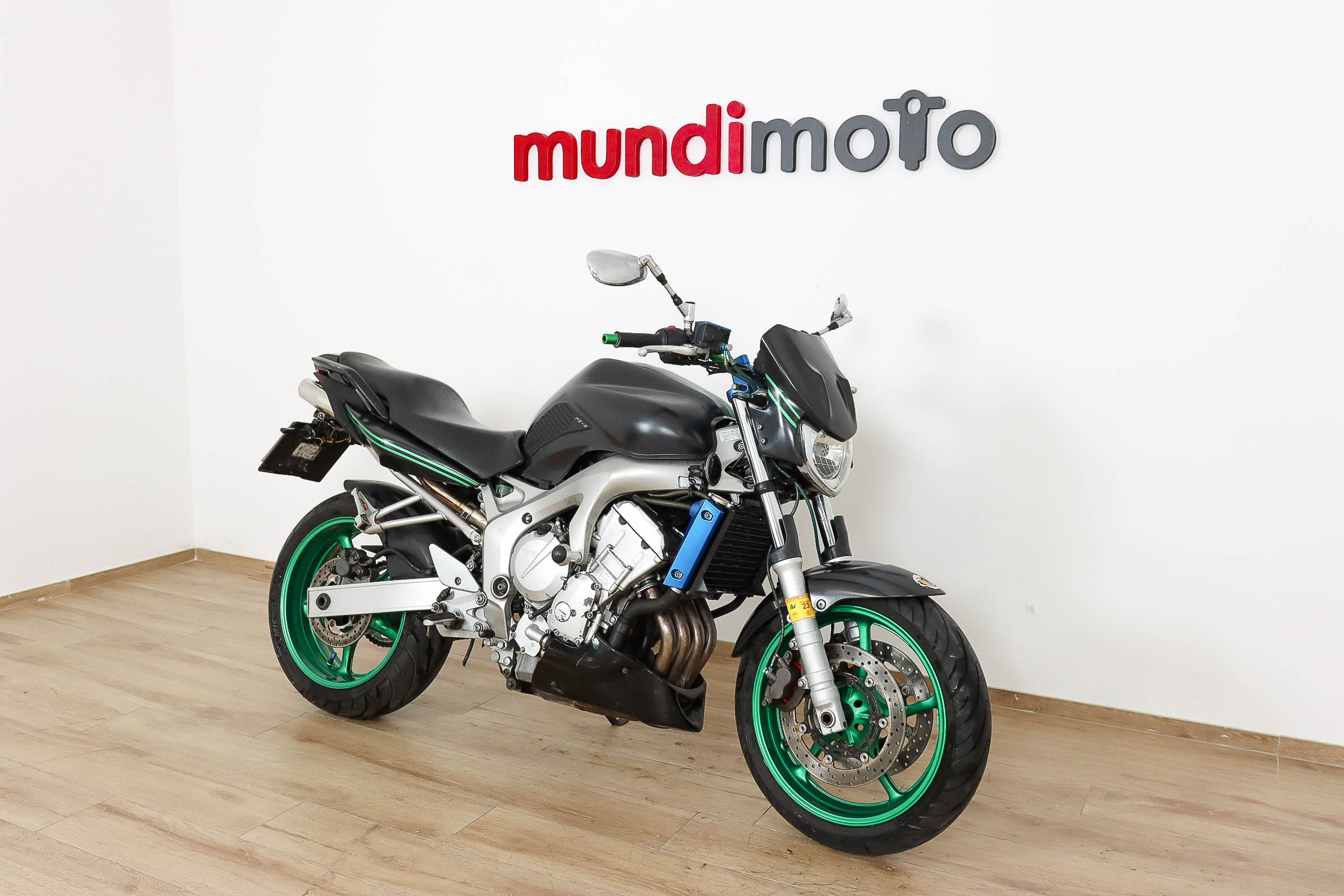 YAMAHA FZ6 NYAMAHA2 YAMAHA FZ6 NYAMAHA2