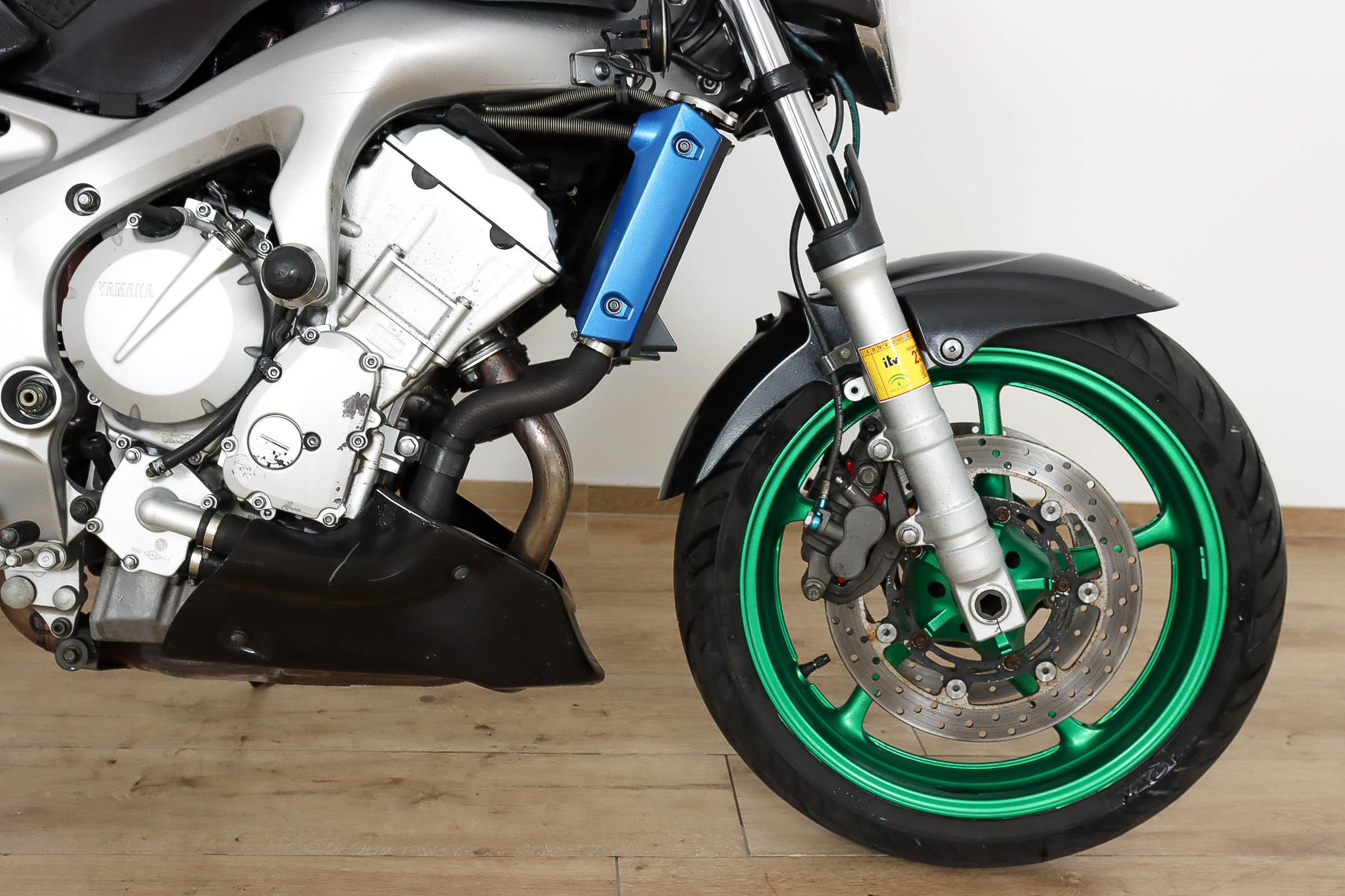YAMAHA FZ6 NYAMAHA3 YAMAHA FZ6 NYAMAHA3