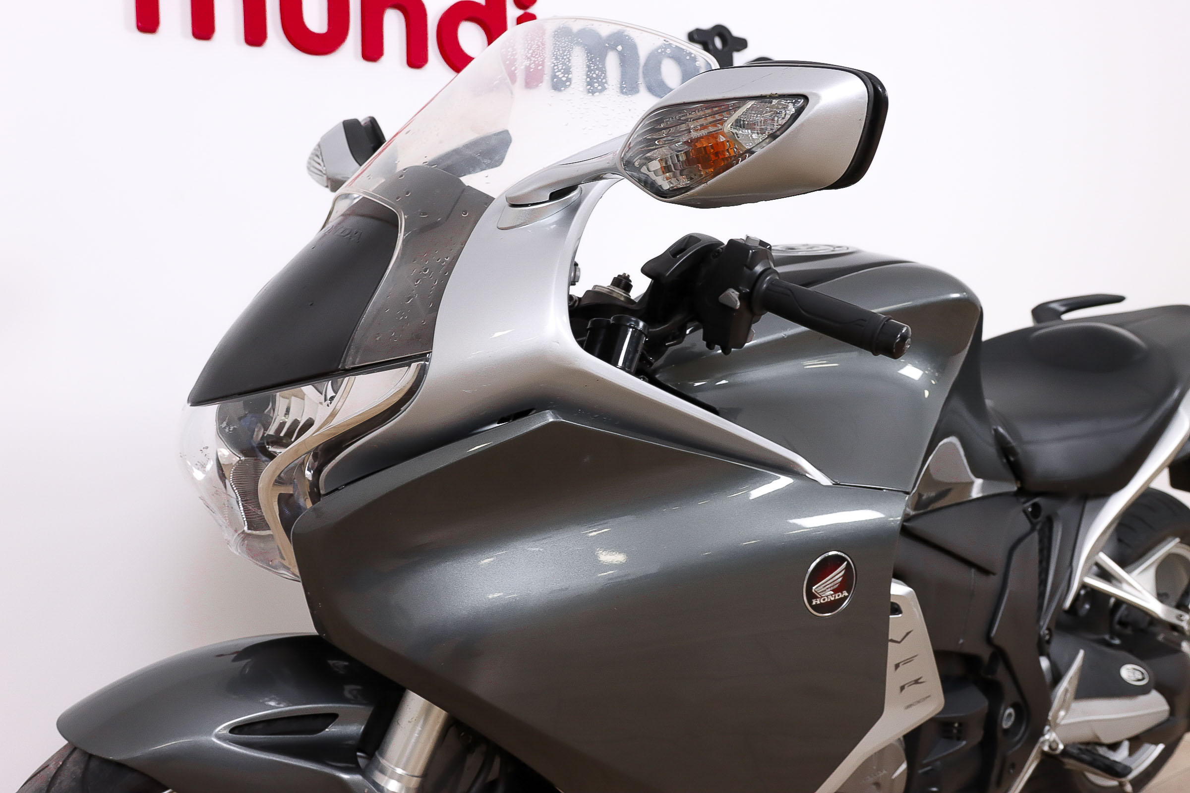 HONDA VFR 1200 F DCTHONDA16 HONDA VFR 1200 F DCTHONDA16