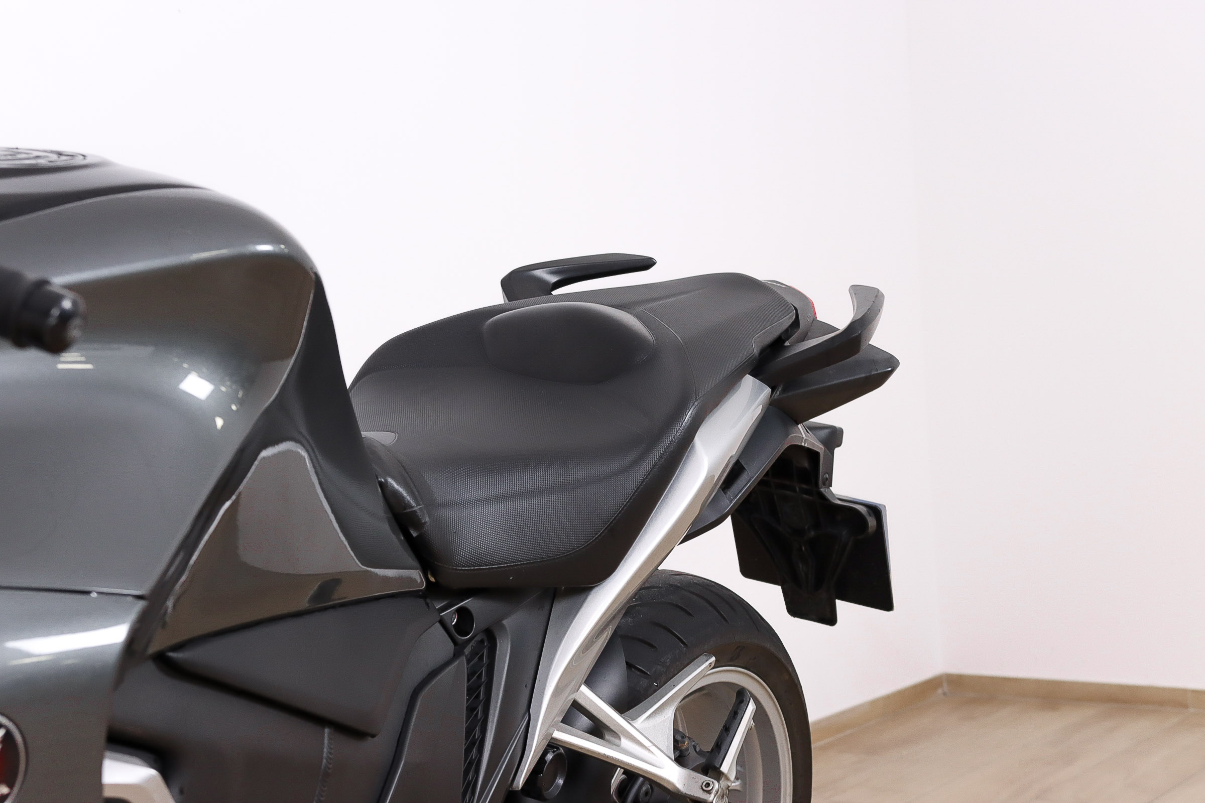 HONDA VFR 1200 F DCTHONDA17 HONDA VFR 1200 F DCTHONDA17