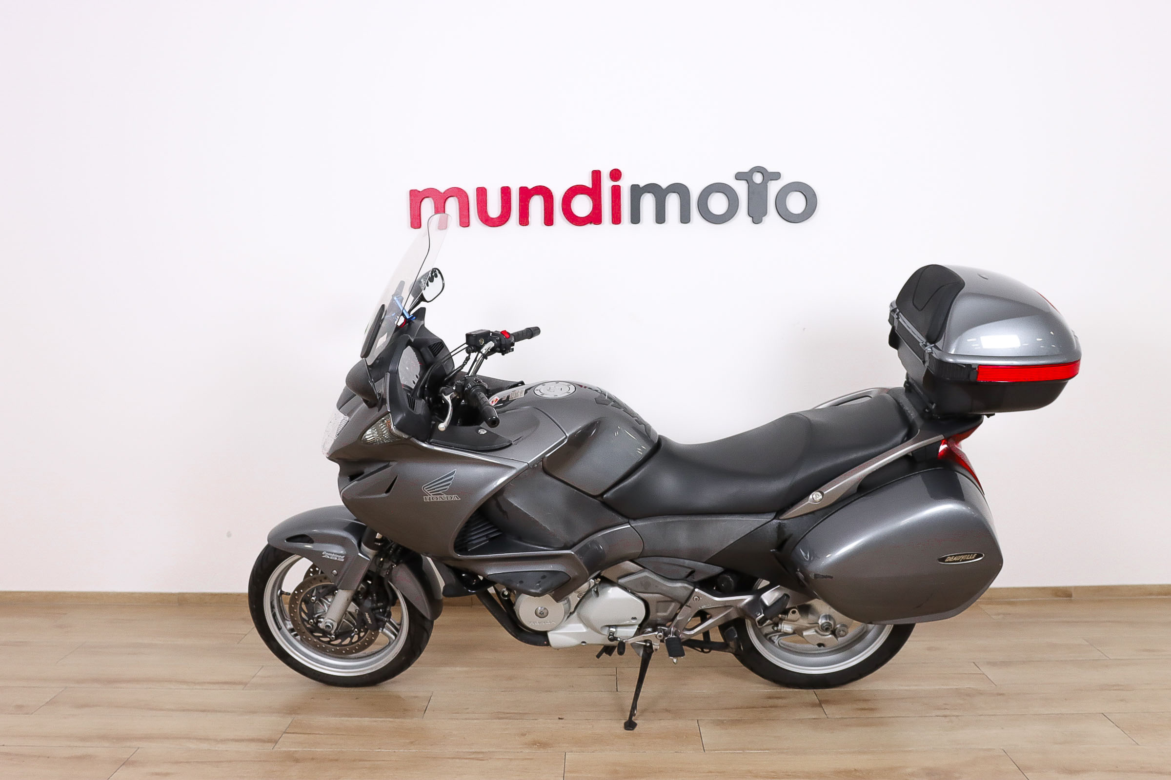 HONDA NT 700 V DEAUVILLE ABSHONDA5 HONDA NT 700 V DEAUVILLE ABSHONDA5