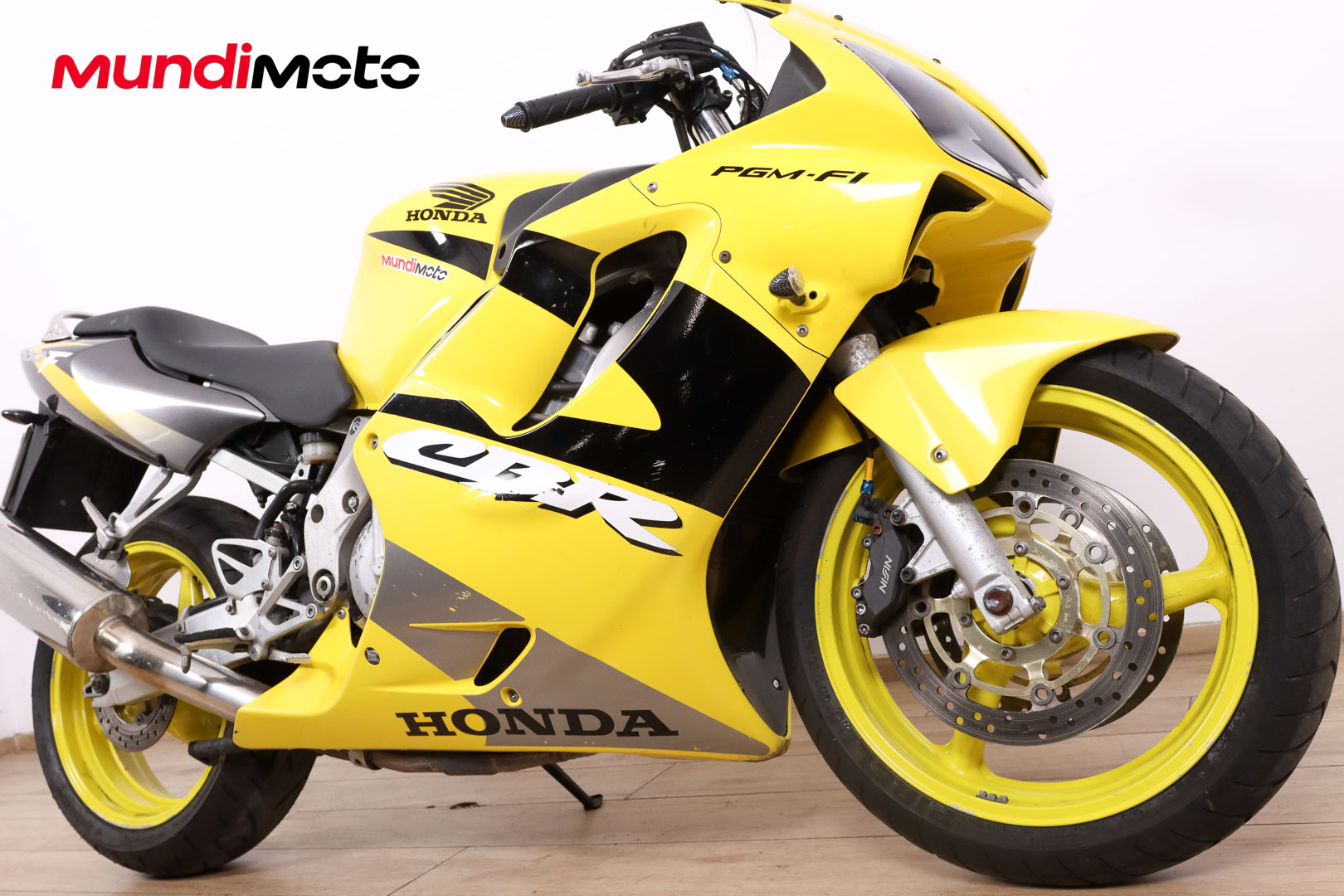 HONDA CBR 600FHONDA3 HONDA CBR 600FHONDA3