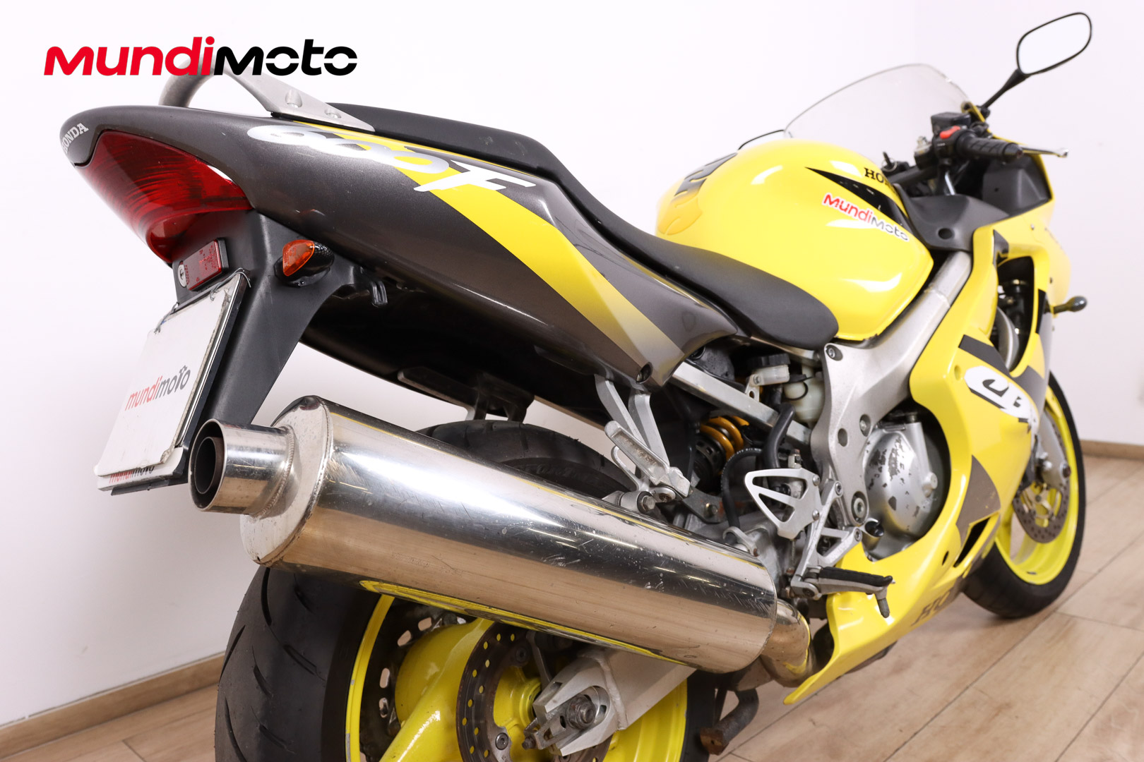 HONDA CBR 600FHONDA4 HONDA CBR 600FHONDA4