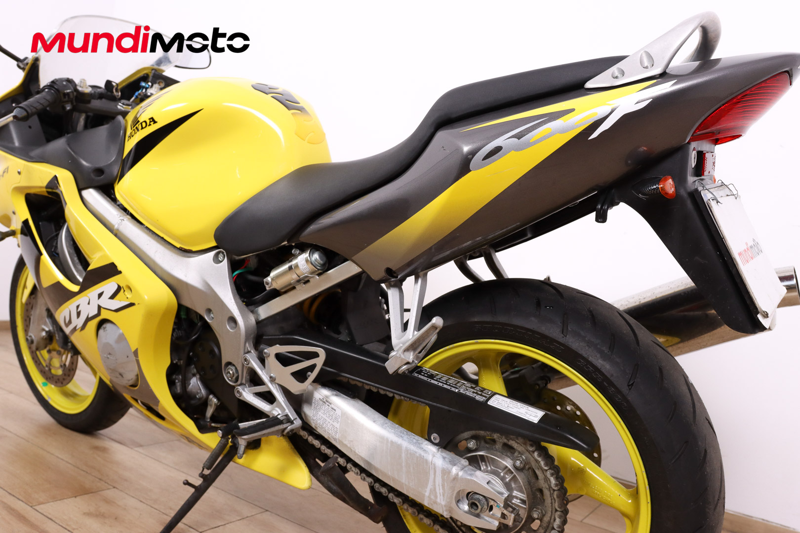 HONDA CBR 600FHONDA9 HONDA CBR 600FHONDA9