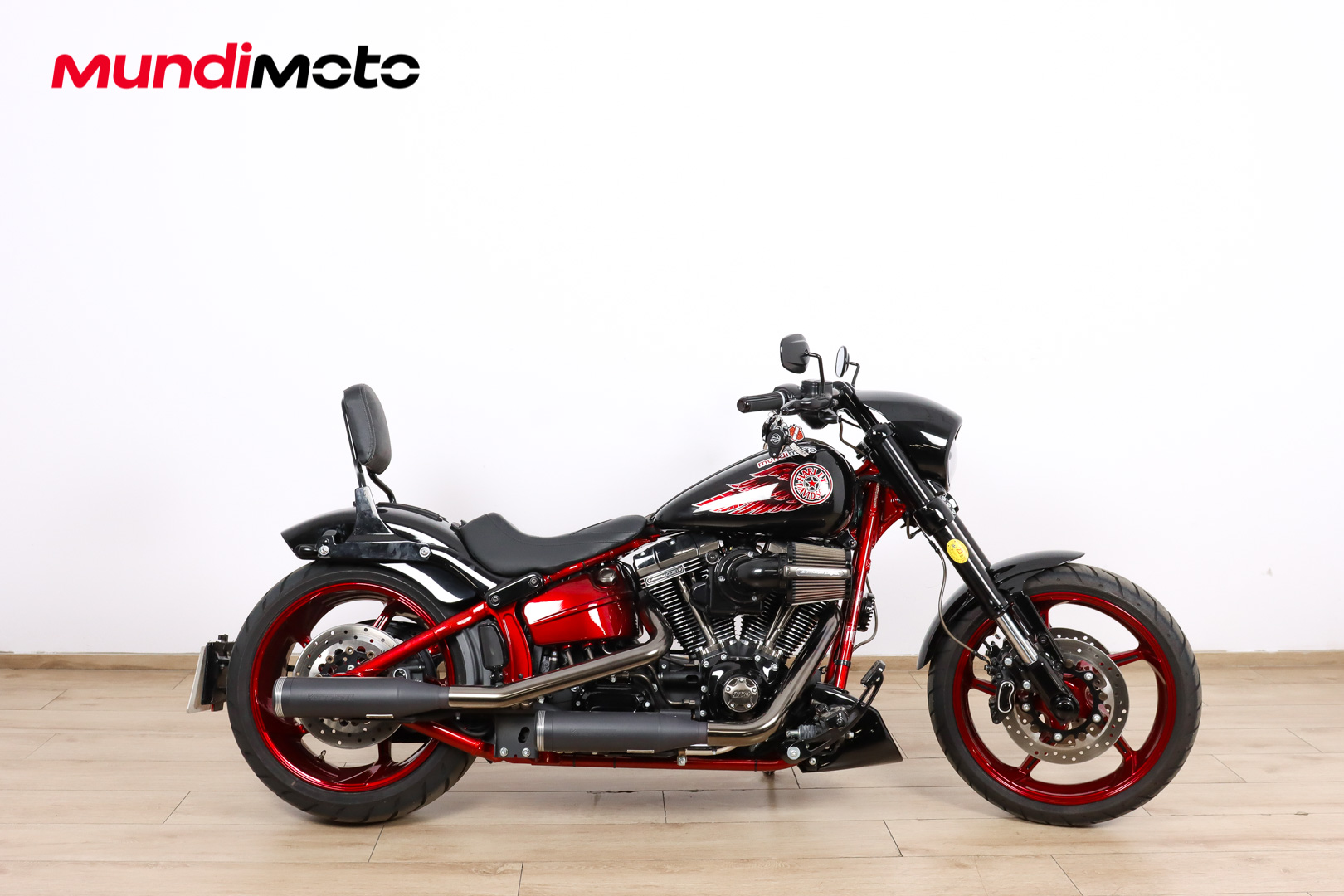 HARLEY DAVIDSON CVO Pro Street BreakoutHARLEY DAVIDSON0 HARLEY DAVIDSON CVO Pro Street BreakoutHARLEY DAVIDSON0