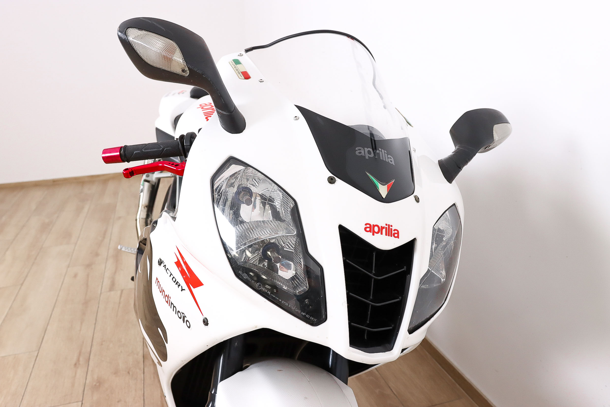 APRILIA RSV Mille RAPRILIA3 APRILIA RSV Mille RAPRILIA3
