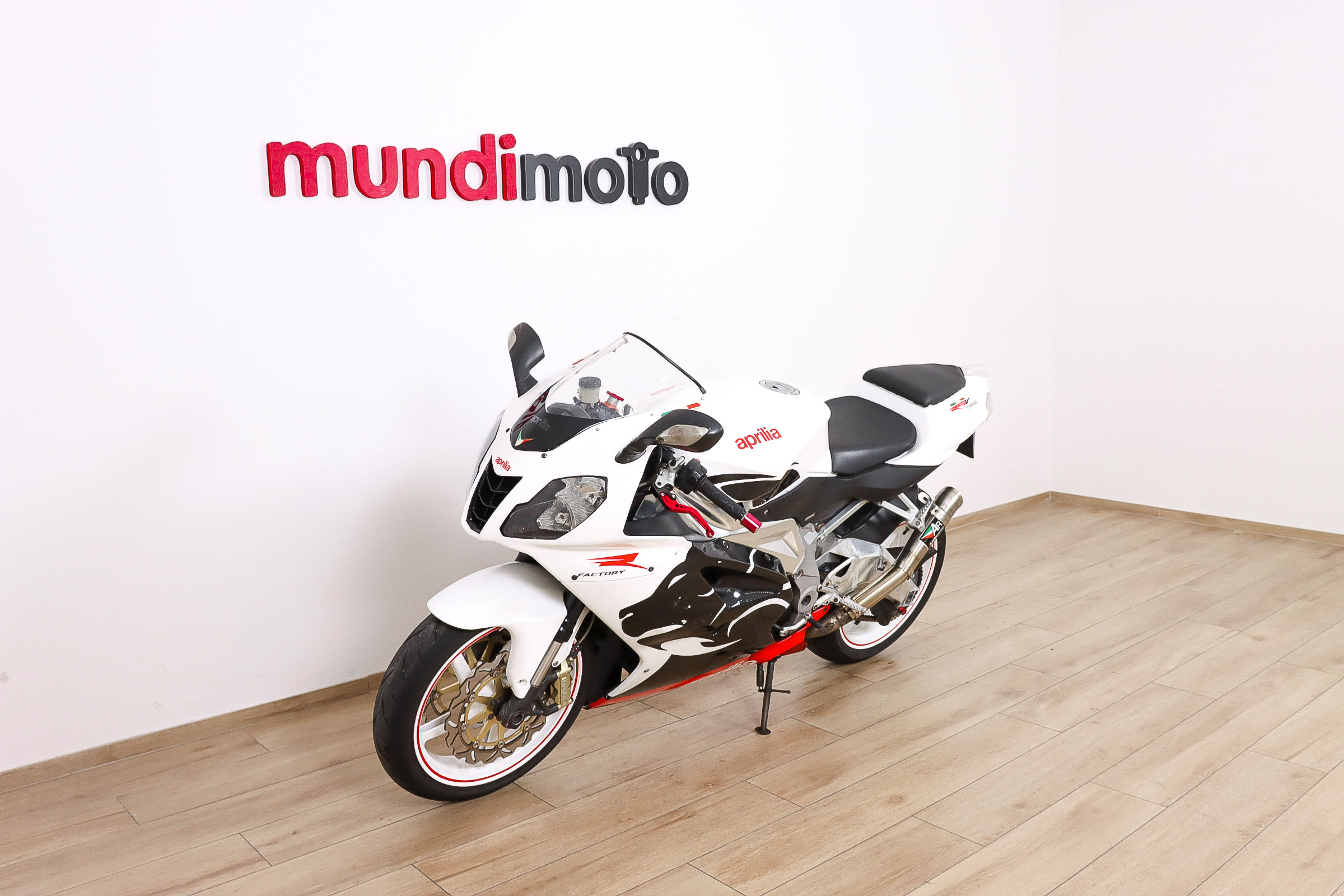 APRILIA RSV Mille RAPRILIA10 APRILIA RSV Mille RAPRILIA10