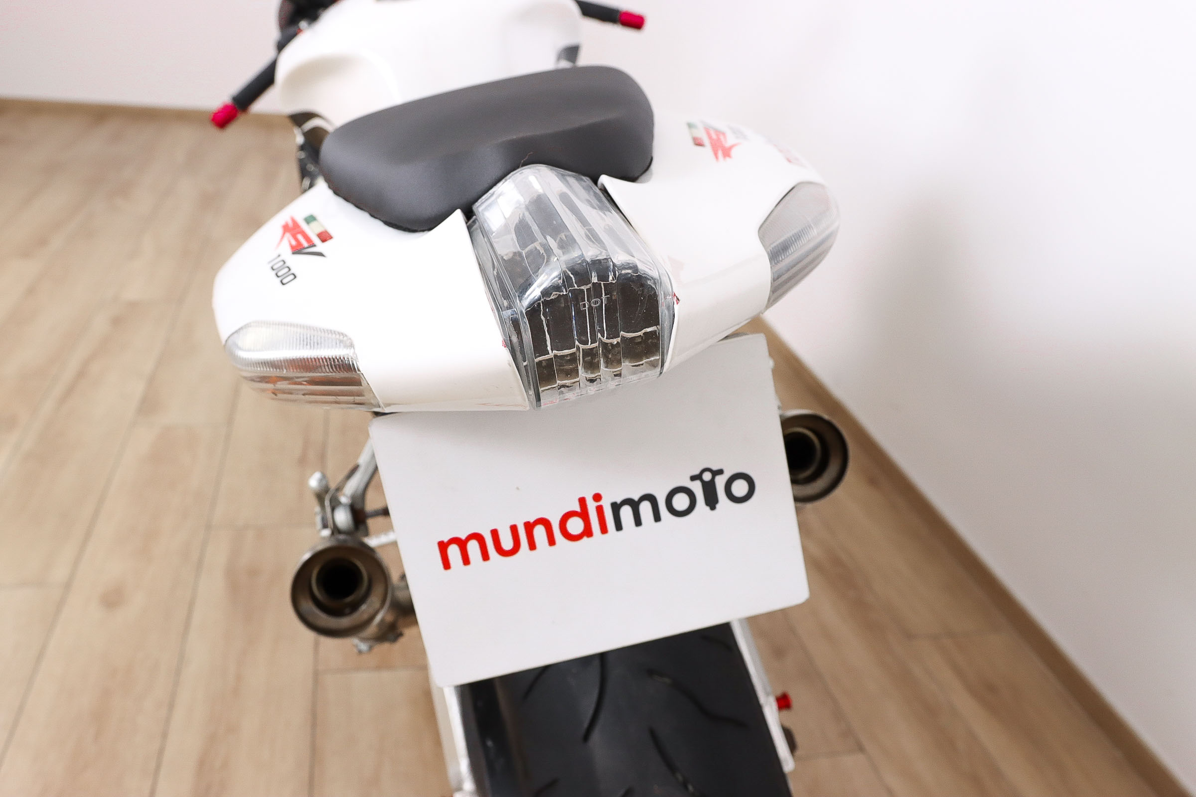APRILIA RSV Mille RAPRILIA11 APRILIA RSV Mille RAPRILIA11