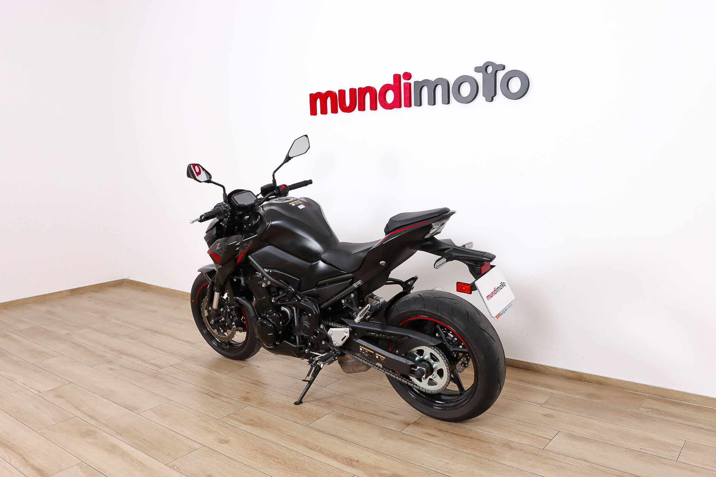 KAWASAKI Z 900KAWASAKI9 KAWASAKI Z 900KAWASAKI9