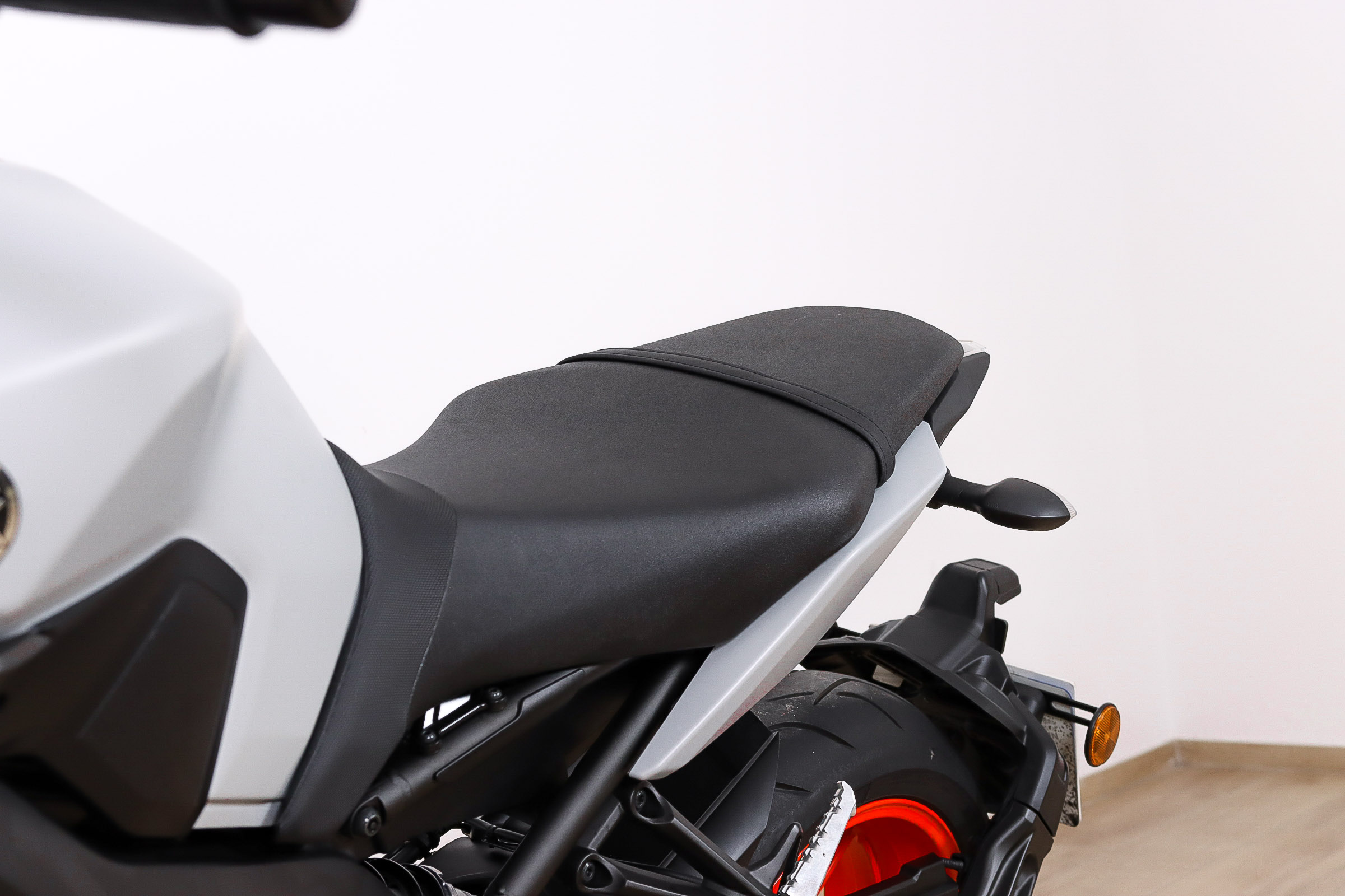 YAMAHA MT 09YAMAHA13 YAMAHA MT 09YAMAHA13