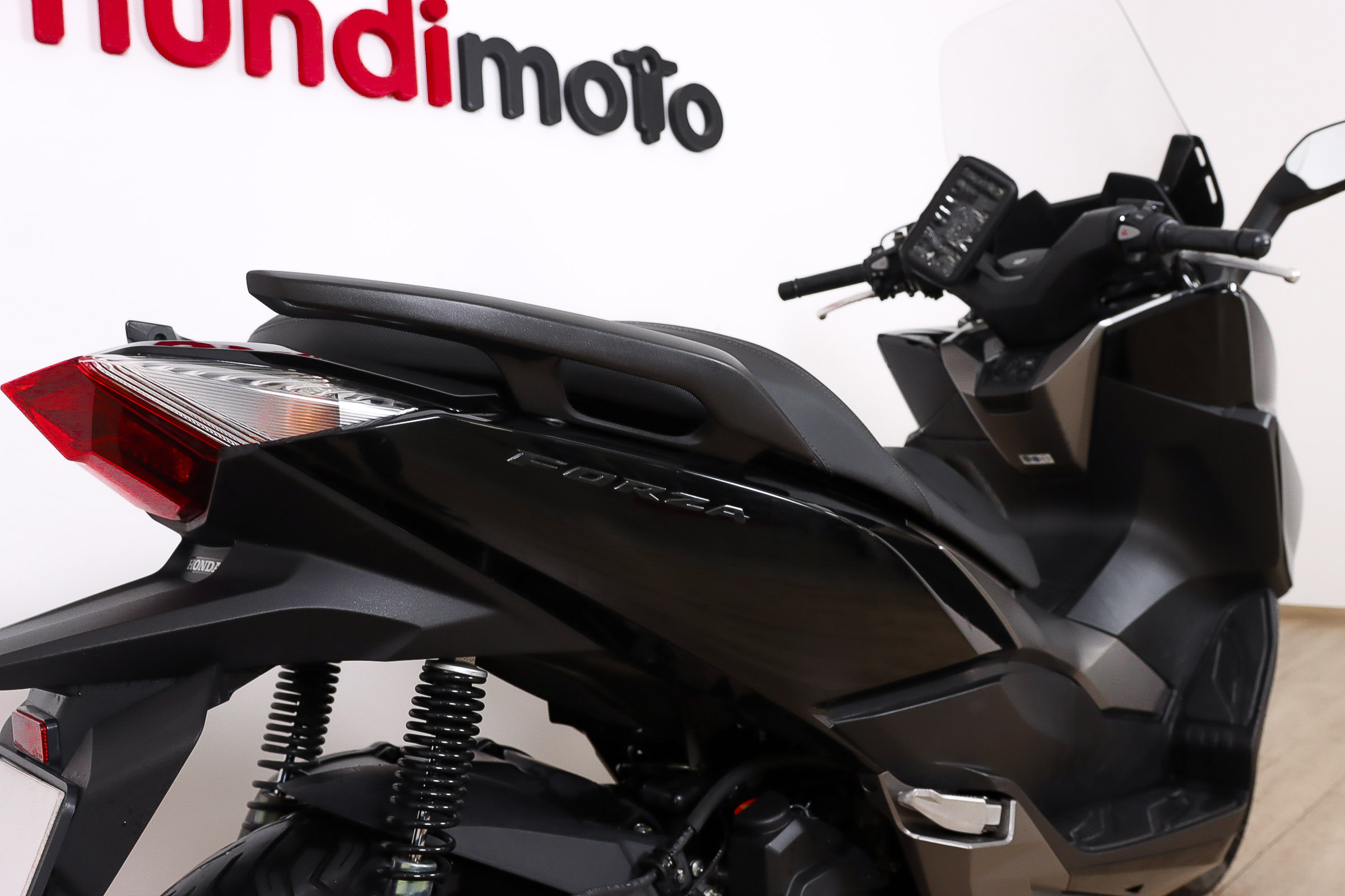 HONDA Forza 125HONDA4 HONDA Forza 125HONDA4