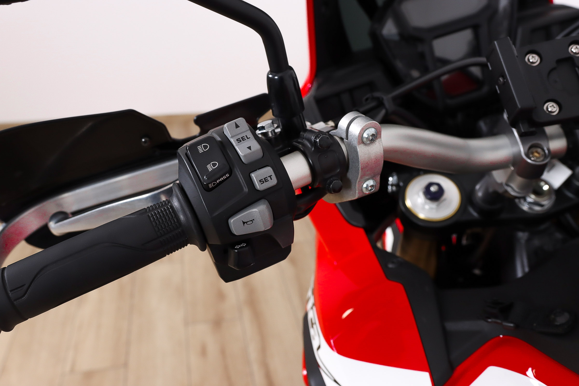 HONDA CRF1000L Africa TwinHONDA11 HONDA CRF1000L Africa TwinHONDA11