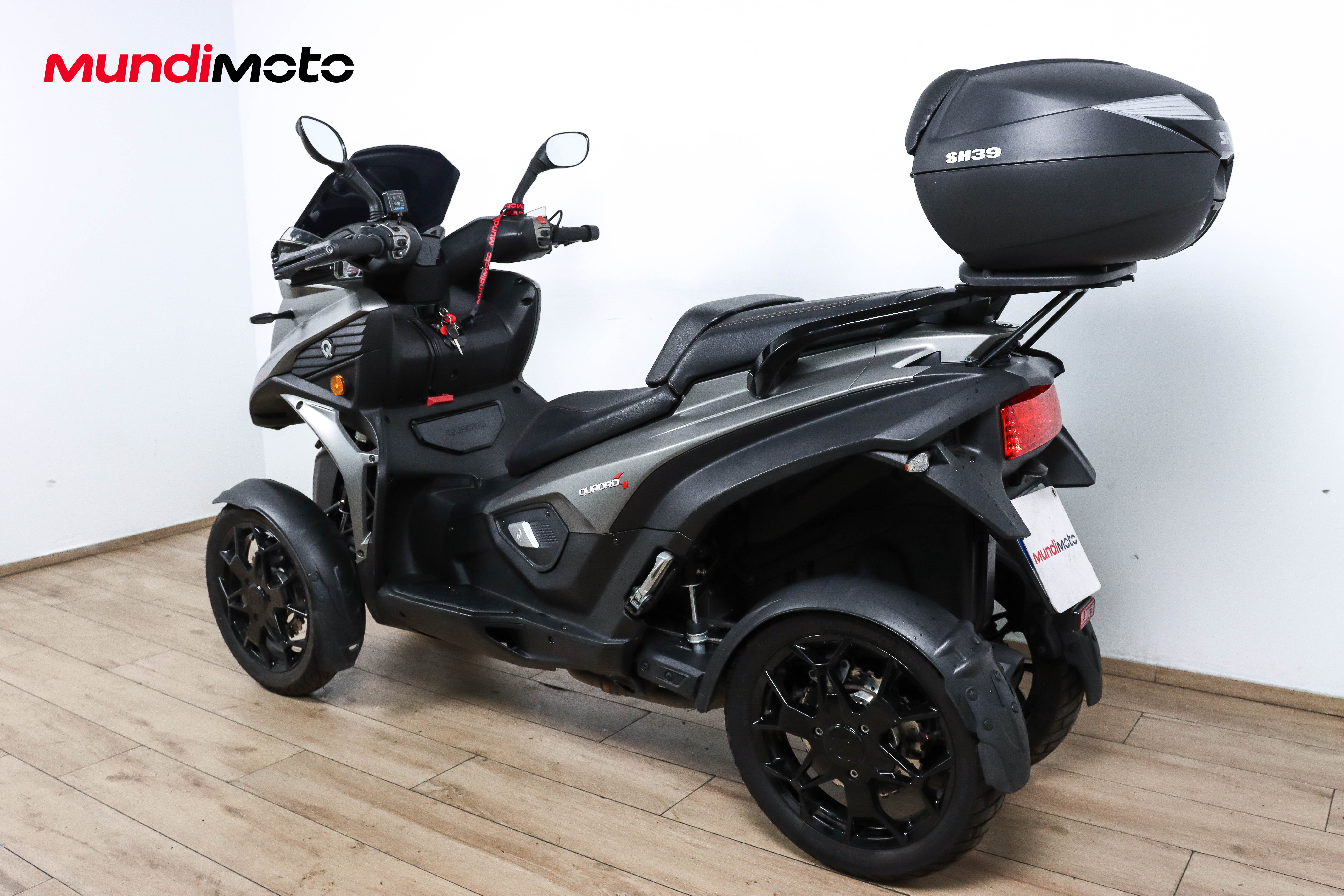 QUADRO 4QUADRO6 QUADRO 4QUADRO6