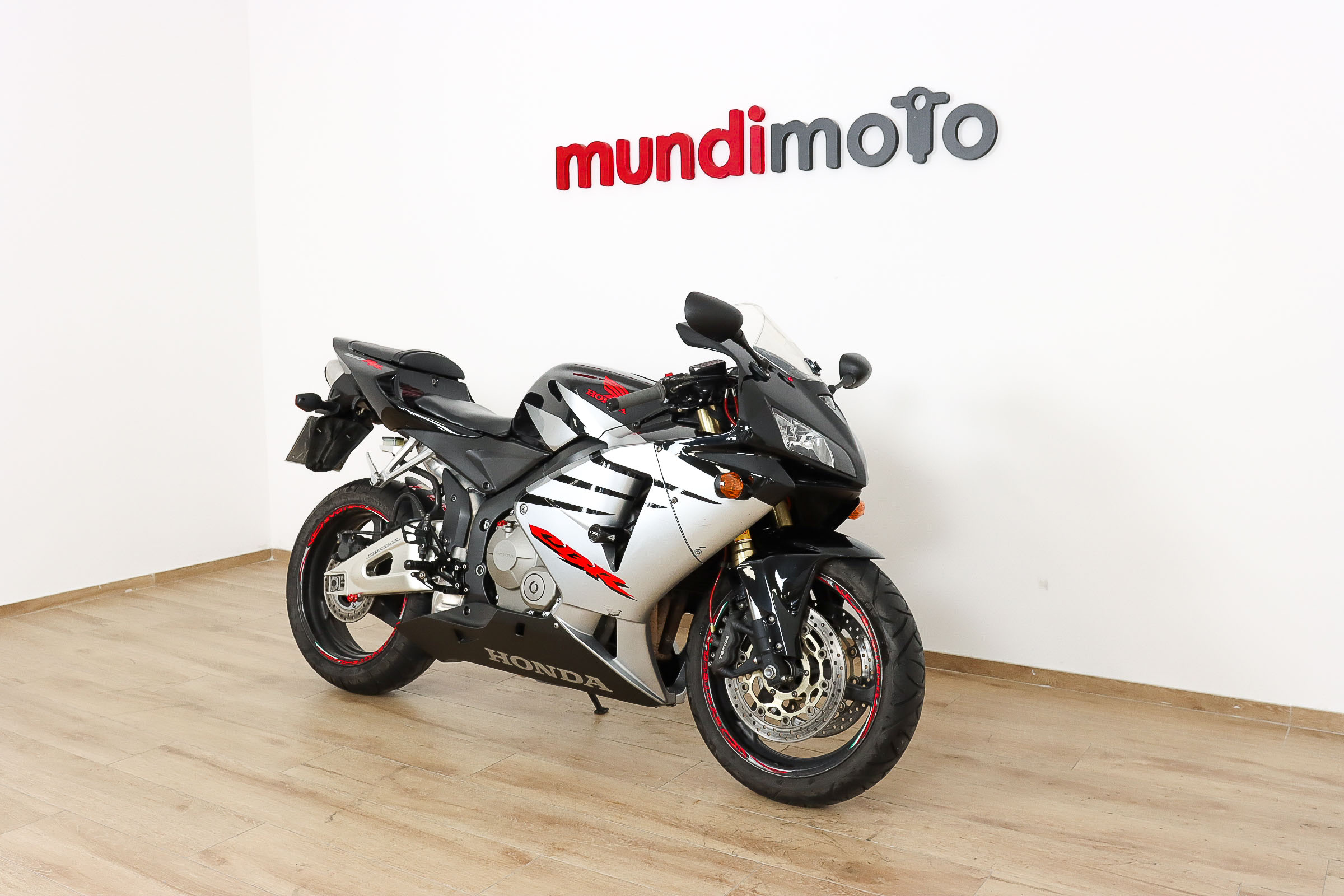 HONDA CBR 600 RRHONDA2 HONDA CBR 600 RRHONDA2