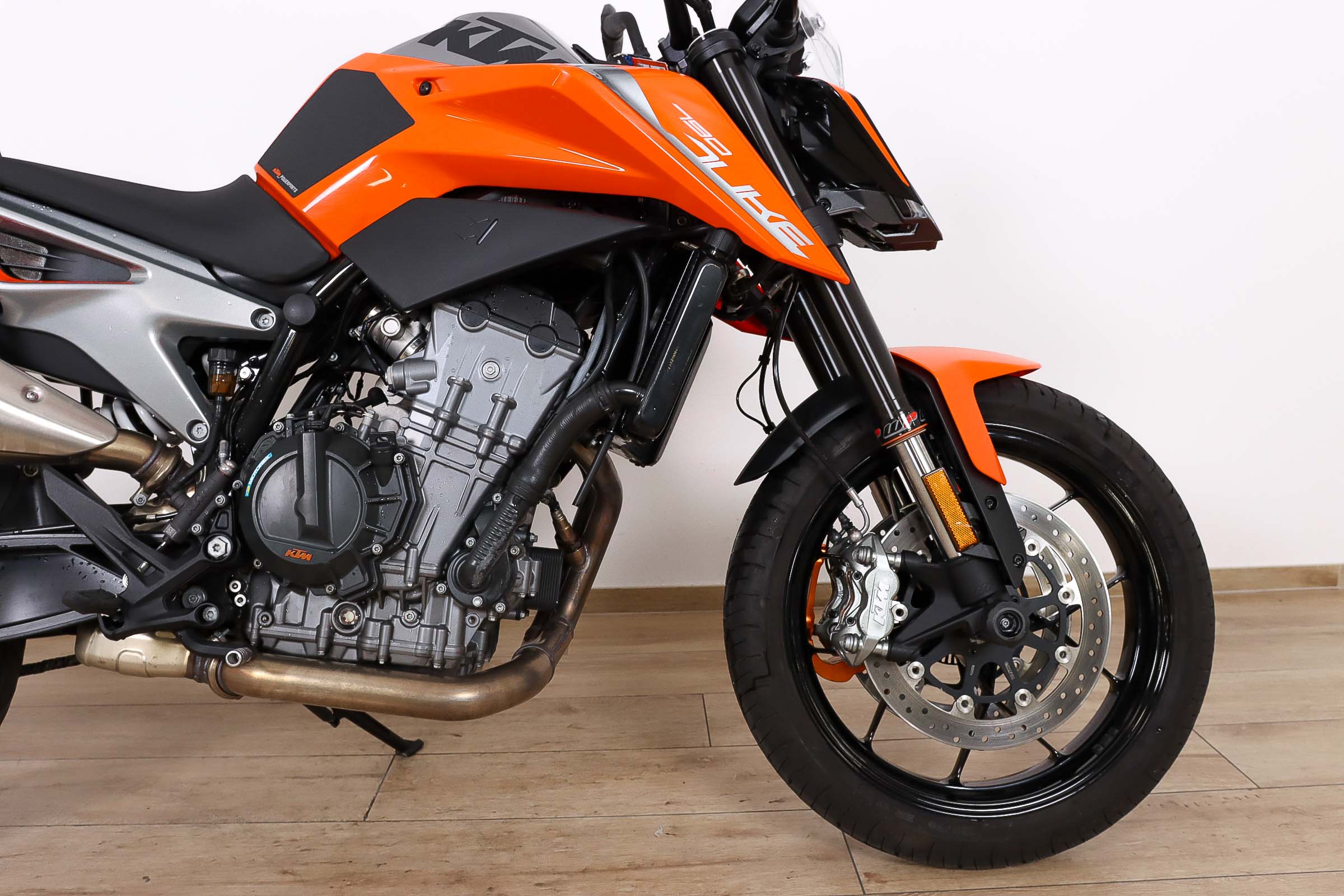 KTM 790 DukeKTM4 KTM 790 DukeKTM4