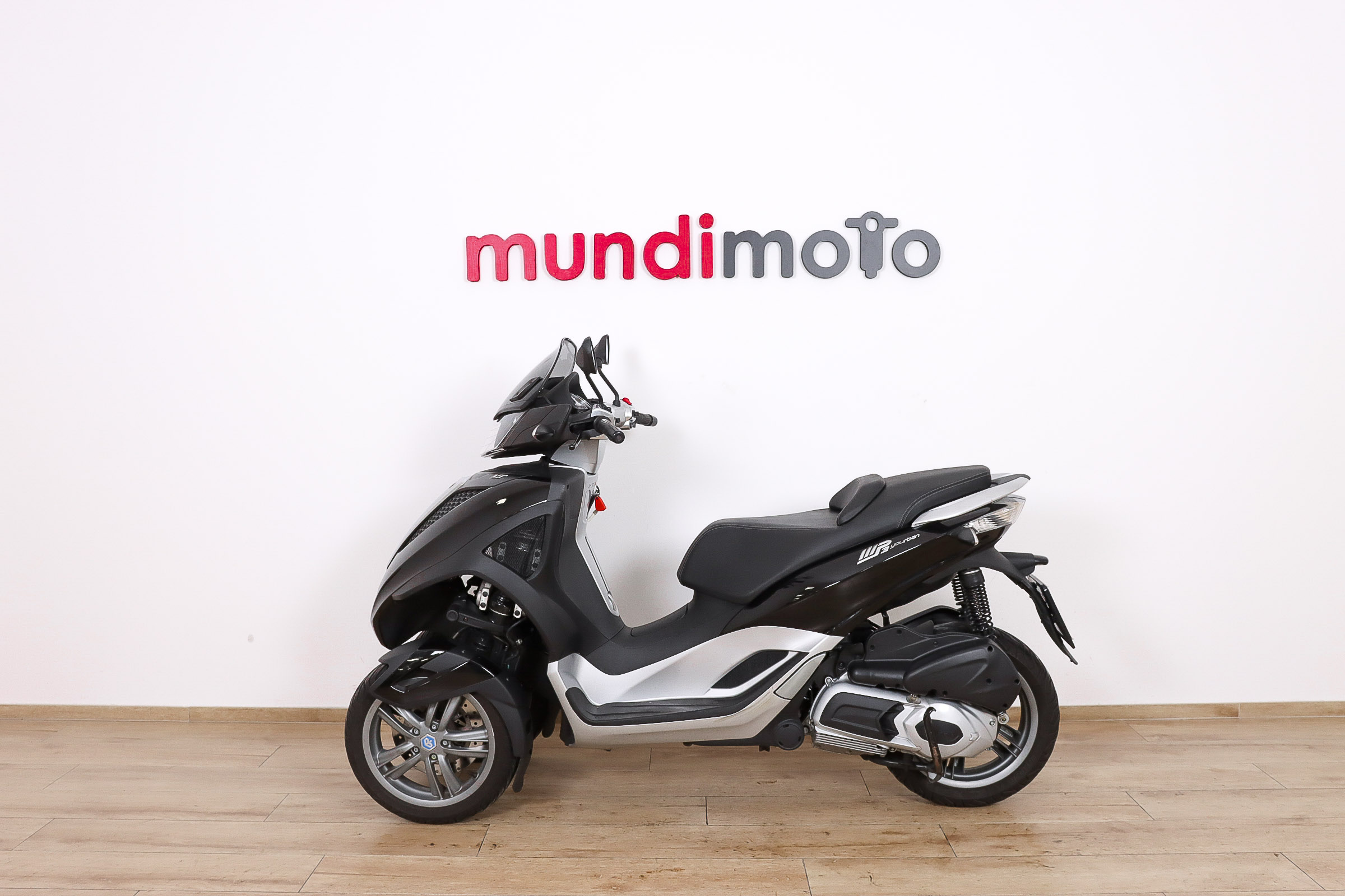 PIAGGIO MP3 Yourban 300 IEPIAGGIO6 PIAGGIO MP3 Yourban 300 IEPIAGGIO6