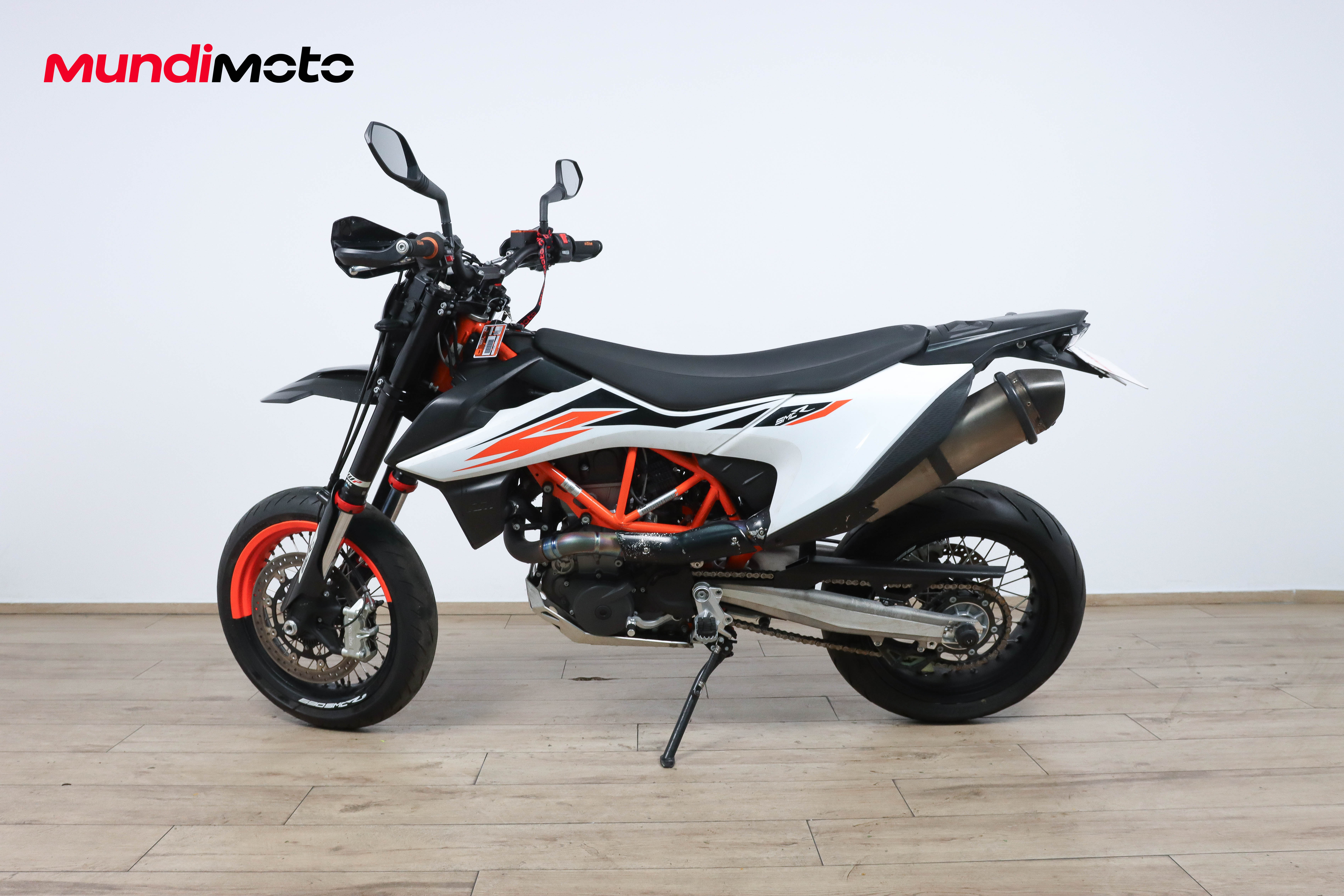 KTM 690 SMC R ABSKTM4 KTM 690 SMC R ABSKTM4