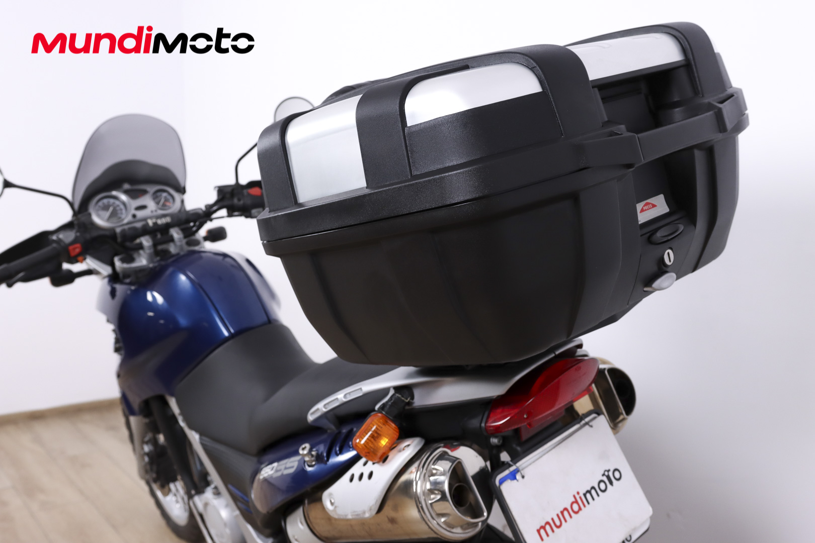 BMW F 650BMW11 BMW F 650BMW11