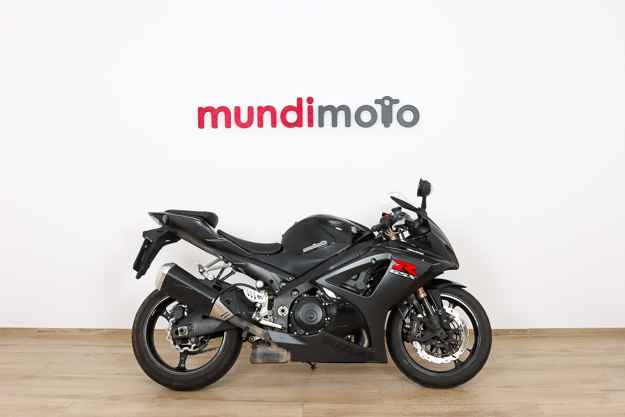 SUZUKI GSX R1000SUZUKI0 SUZUKI GSX R1000SUZUKI0