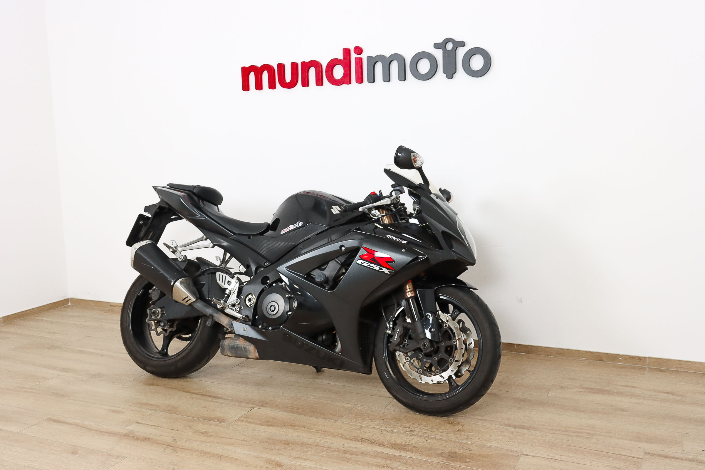 SUZUKI GSX R1000SUZUKI2 SUZUKI GSX R1000SUZUKI2