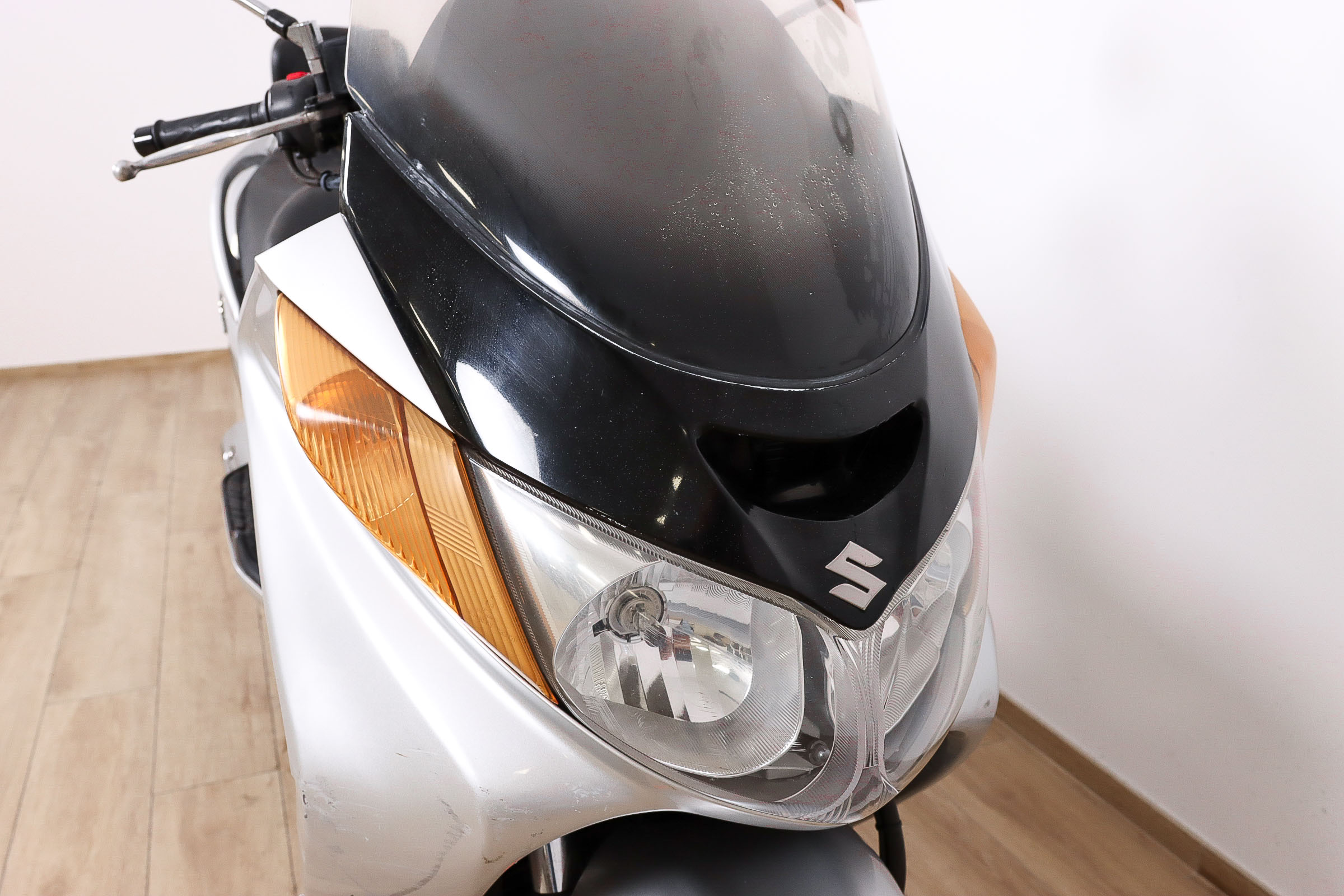 SUZUKI BURGMAN 400SUZUKI4 SUZUKI BURGMAN 400SUZUKI4