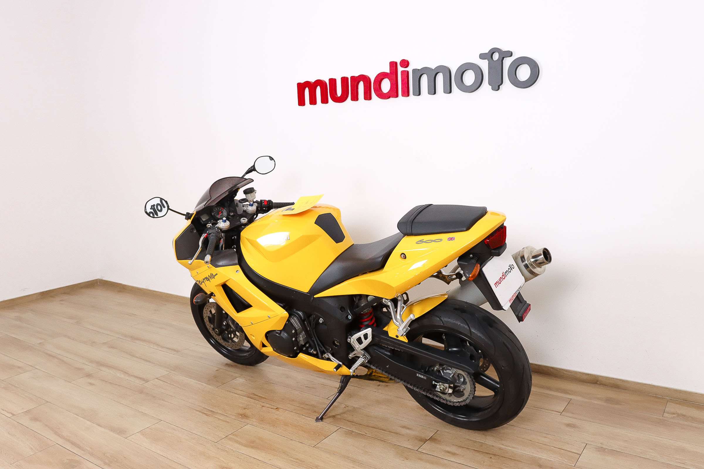 TRIUMPH DAYTONA 600TRIUMPH6 TRIUMPH DAYTONA 600TRIUMPH6