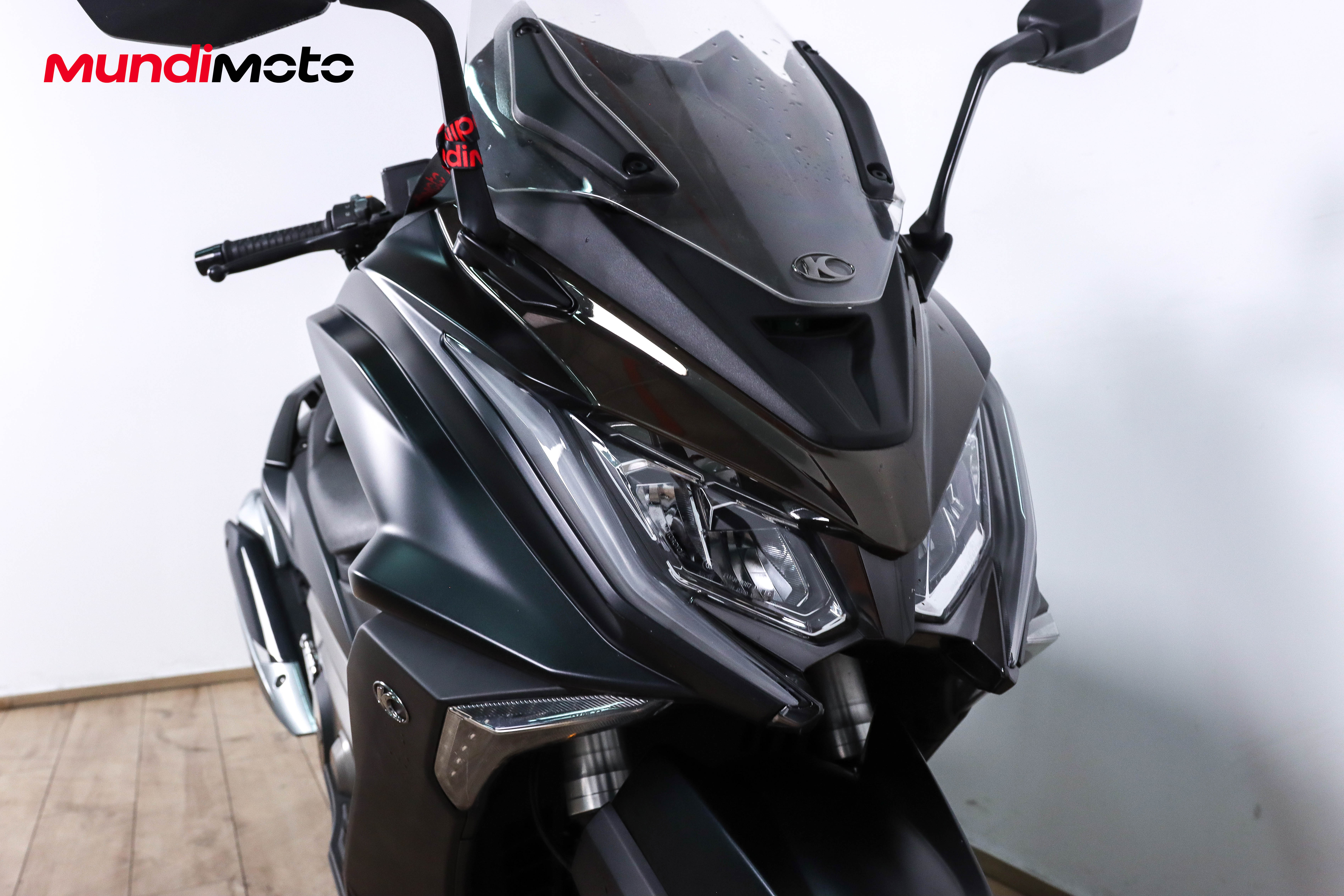 KYMCO AK 550KYMCO3 KYMCO AK 550KYMCO3