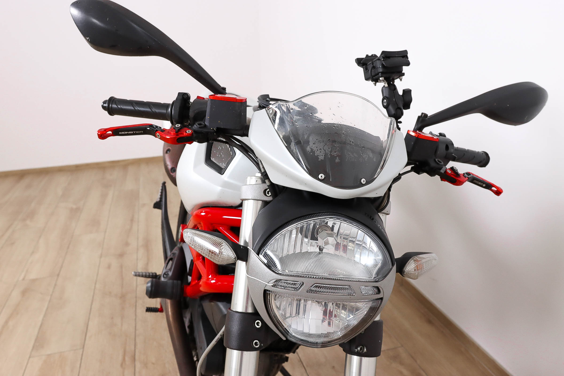 DUCATI MONSTER 796DUCATI4 DUCATI MONSTER 796DUCATI4