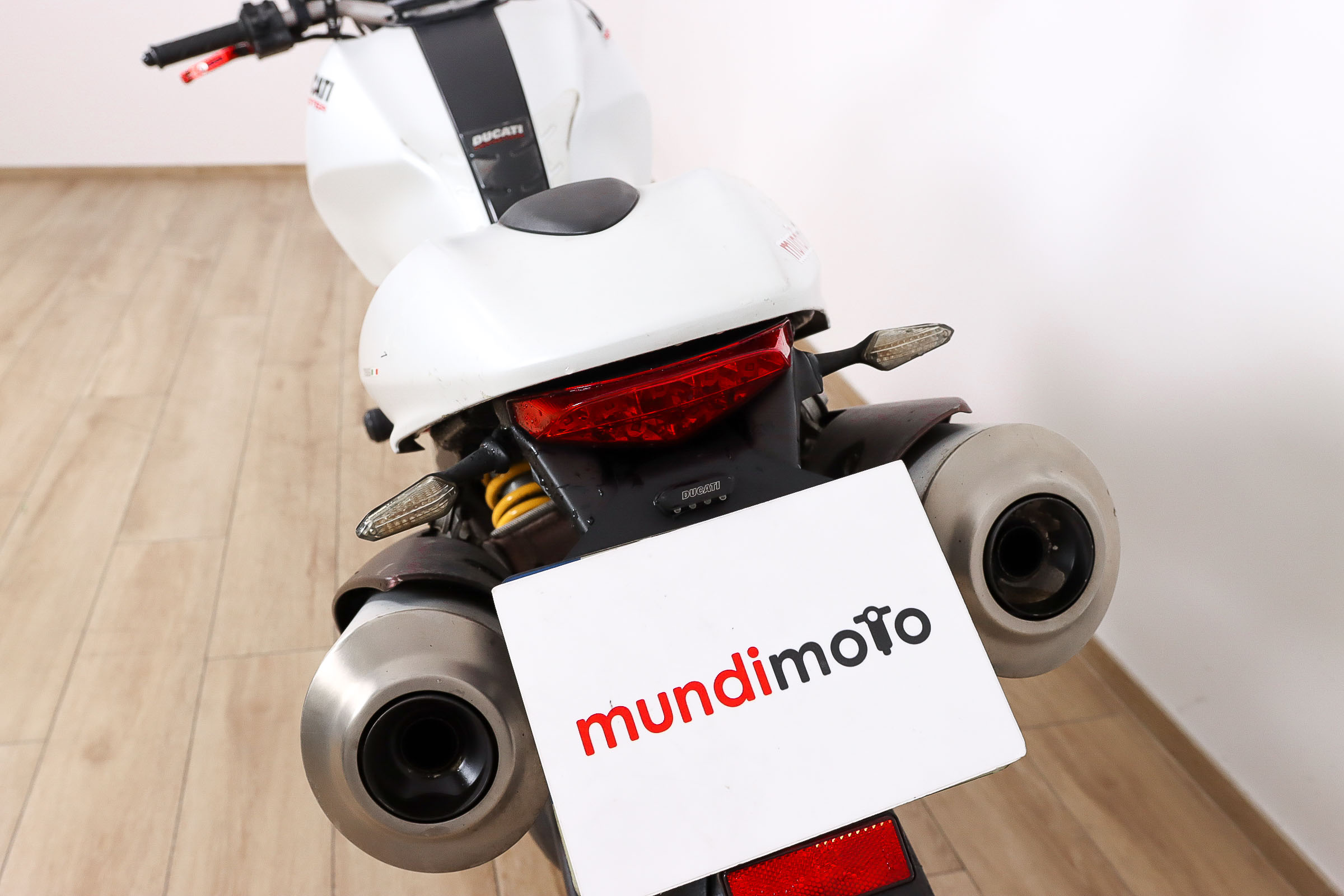DUCATI MONSTER 796DUCATI10 DUCATI MONSTER 796DUCATI10