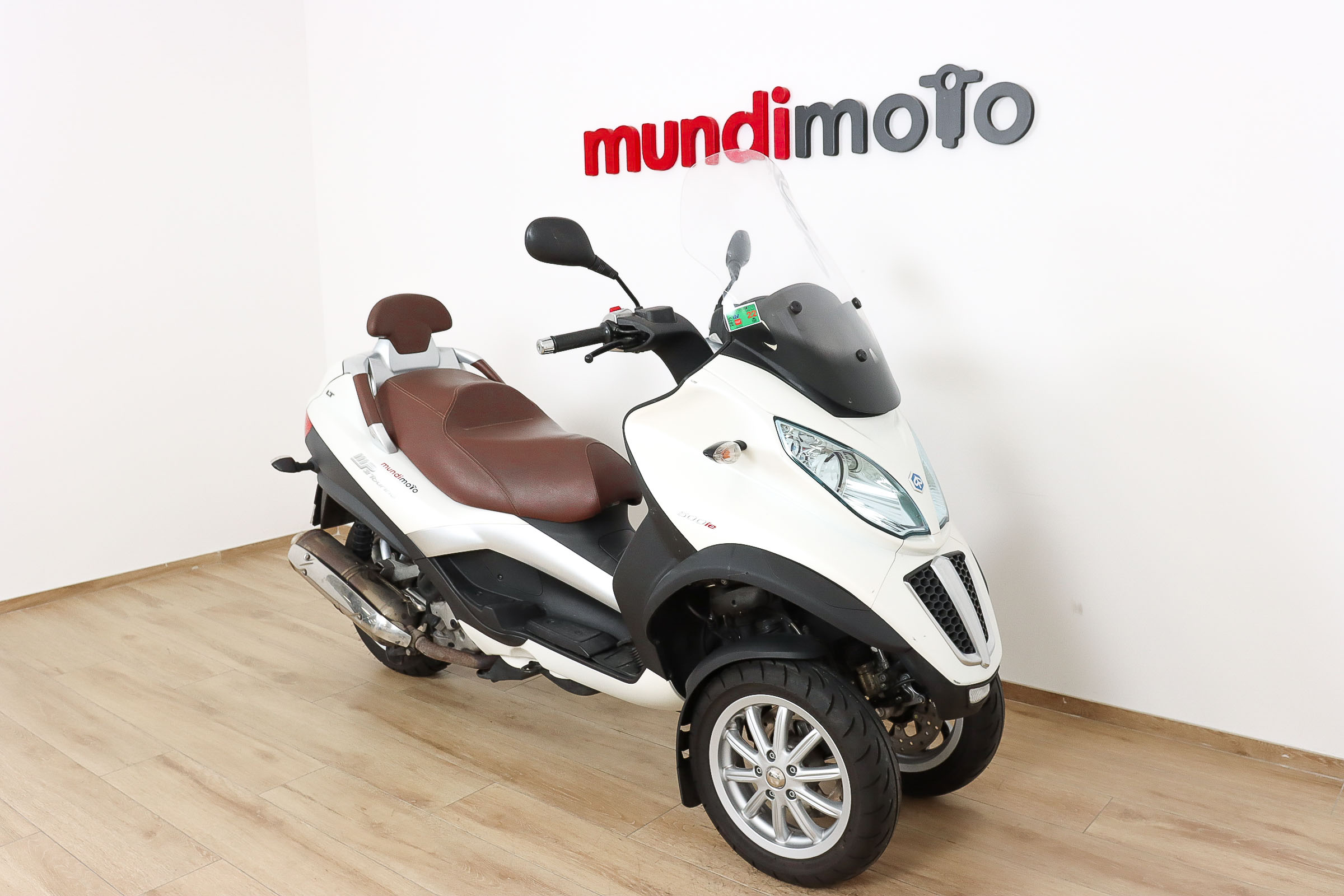 PIAGGIO MP3 500 TouringPIAGGIO2 PIAGGIO MP3 500 TouringPIAGGIO2