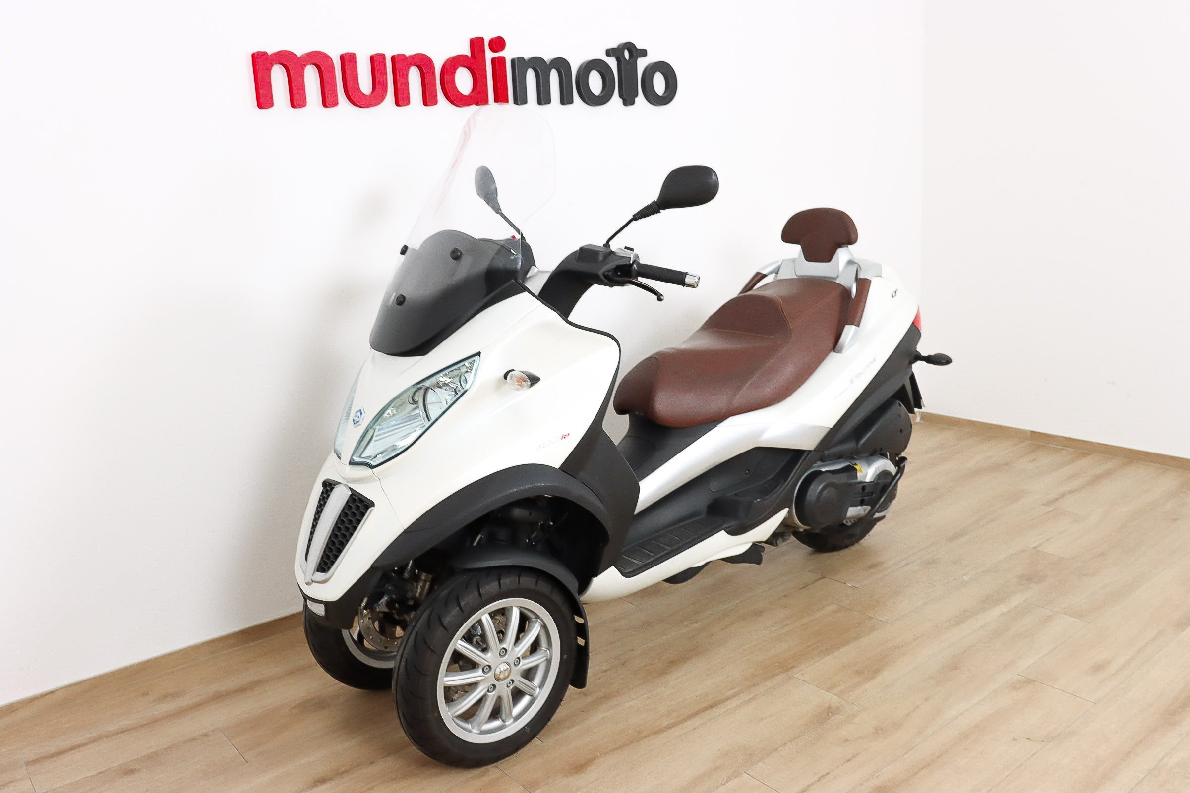 PIAGGIO MP3 500 TouringPIAGGIO8 PIAGGIO MP3 500 TouringPIAGGIO8